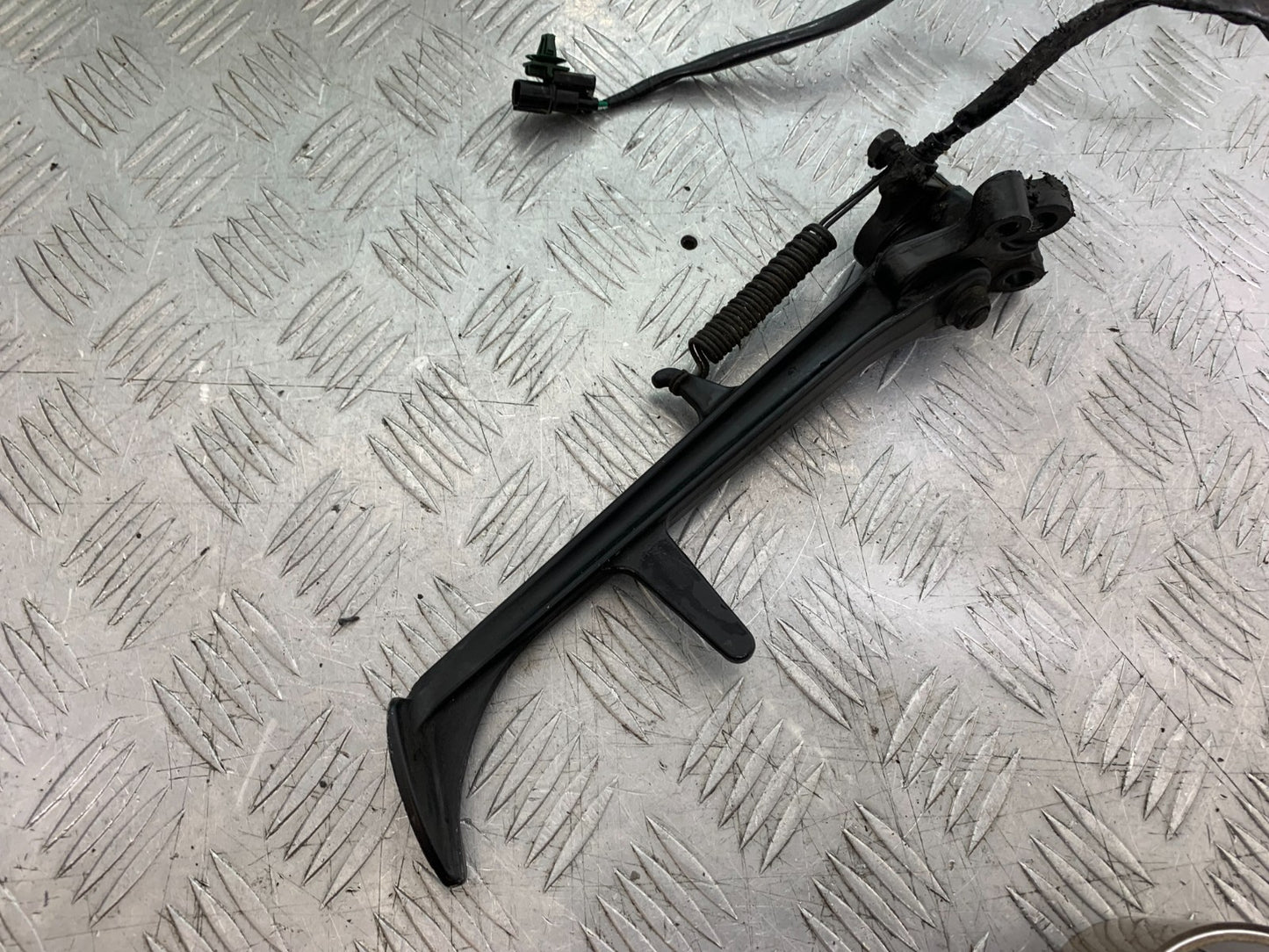 HONDA CBR1000 RR  SIDE STAND AND BRACKETYEAR 2008-2011 (CMB1330)