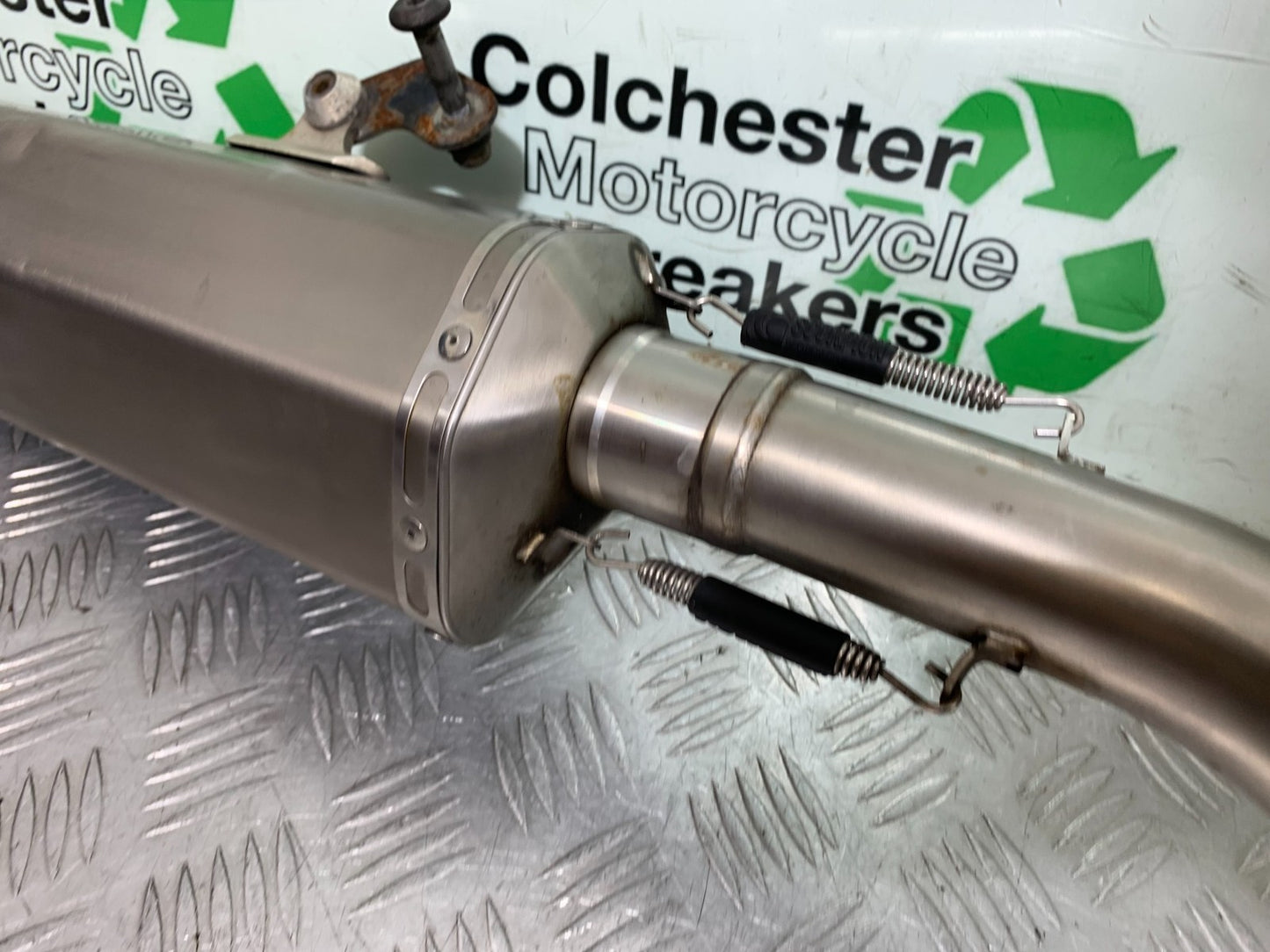 KAWASAKI GTR1400 GTR 1400 SCORPION SILENCER YEAR 2007-2009 (CMB1306)