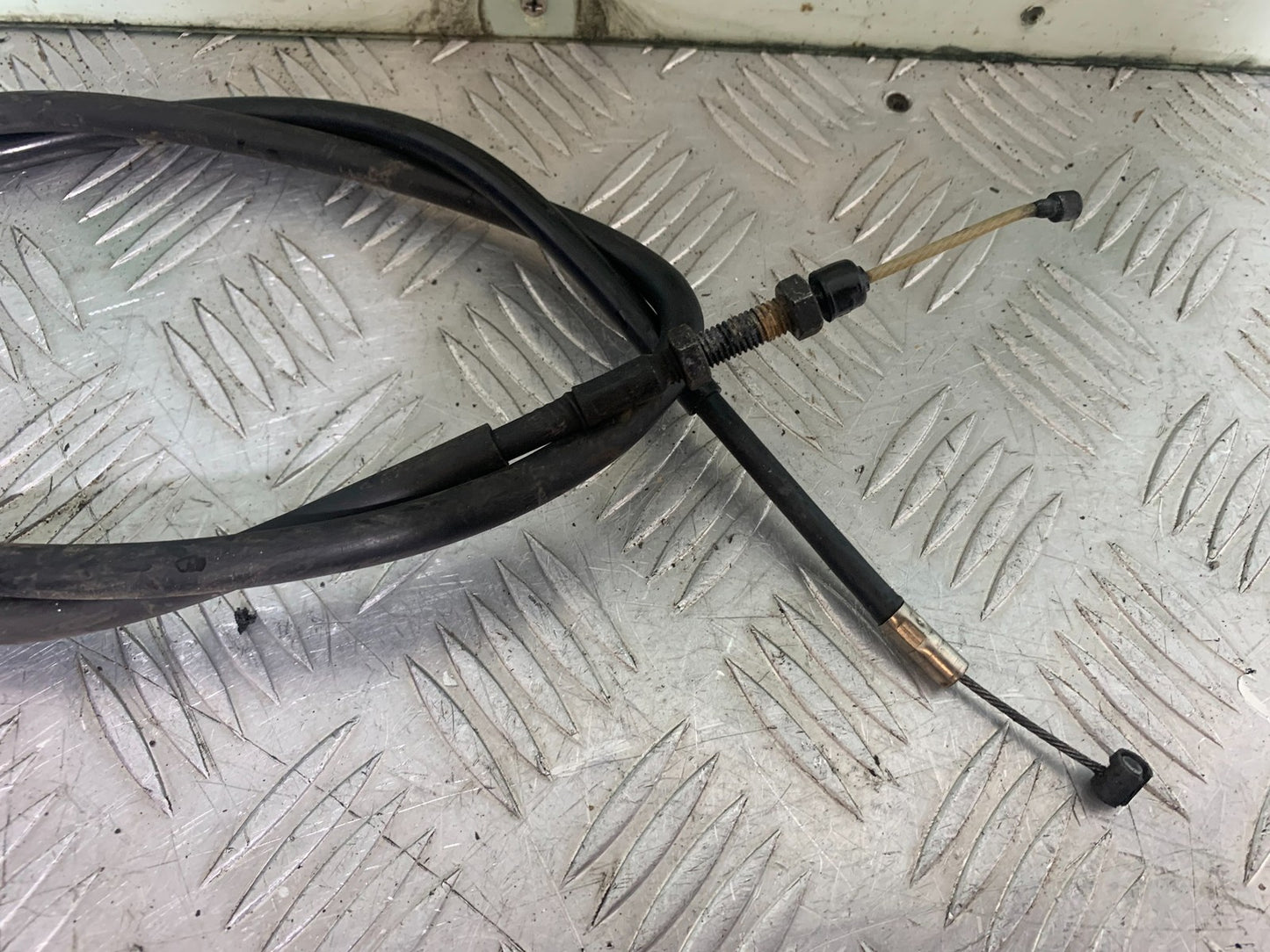 YAMAHA YZF R1 14 B BIG BANG CLUTCH CABLE     2009-14 (CMB1175)