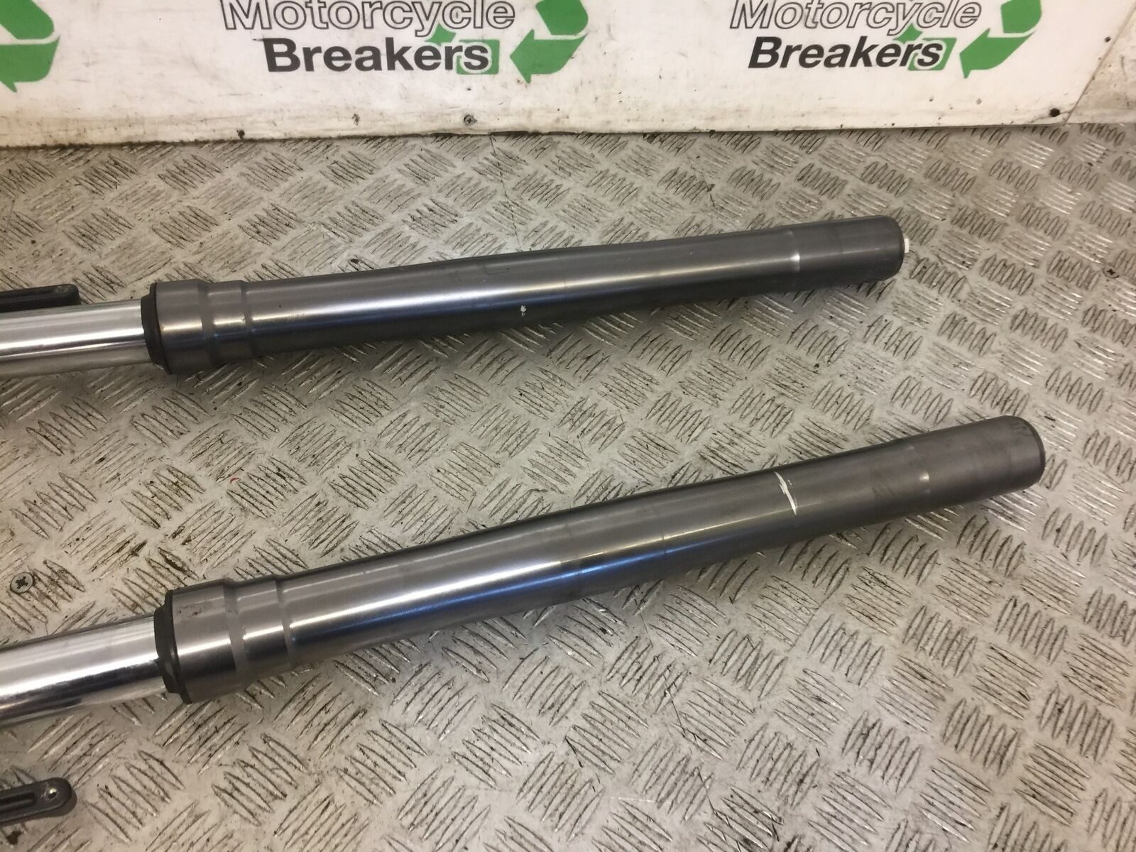 KAWASAKI Z1000 SX FORKS  YEAR 2017 (STOCK 668)