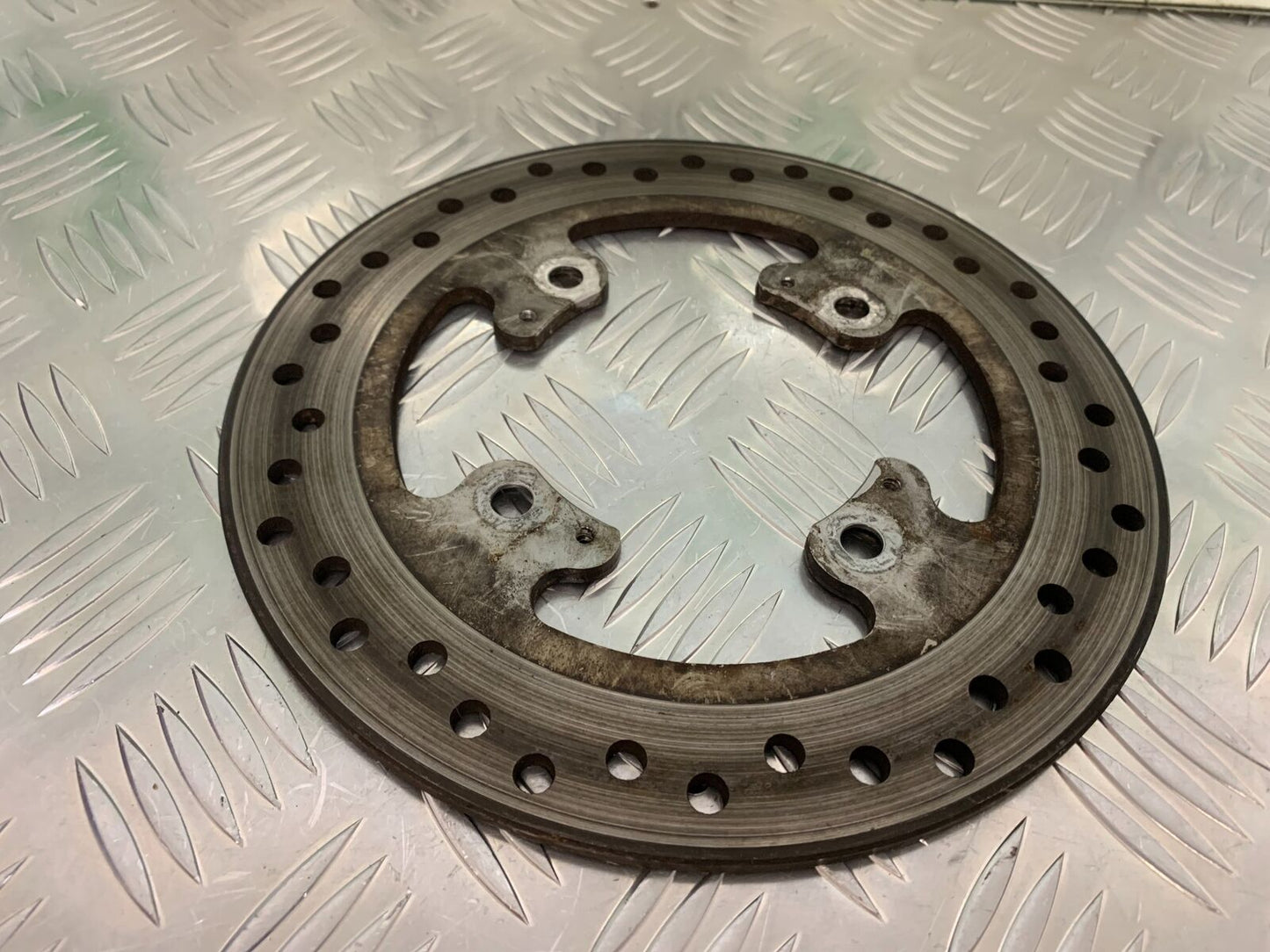 TRIUMPH TIGER 800 XCA REAR BRAKE DISC   YEAR 2015-2017 (STOCK 940)