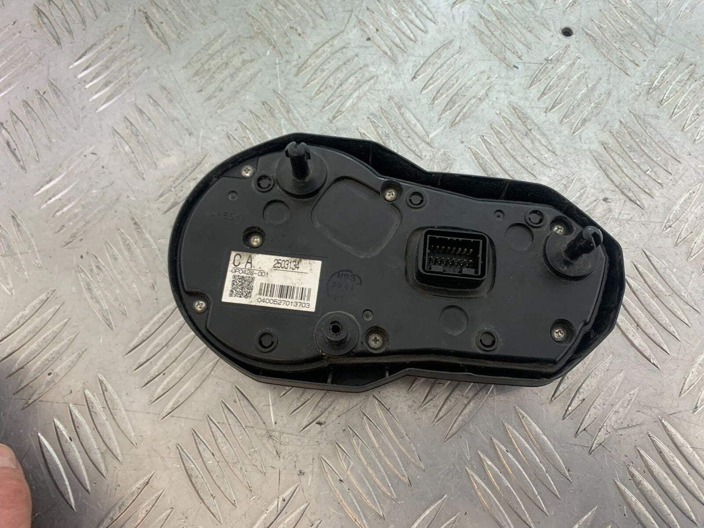 TRIUMPH TIGER 800 ECU CLOCKS SPEEDO DASH   YEAR 2011-2013  (CMB1113)