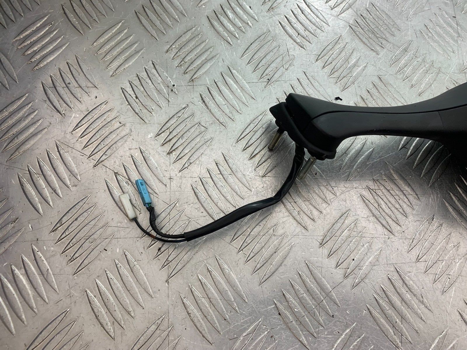 HONDA CBR1000 rr FIREBLADE RIGHT MIRROR (GENUINE PART)   2012-2016 (CMB1280)