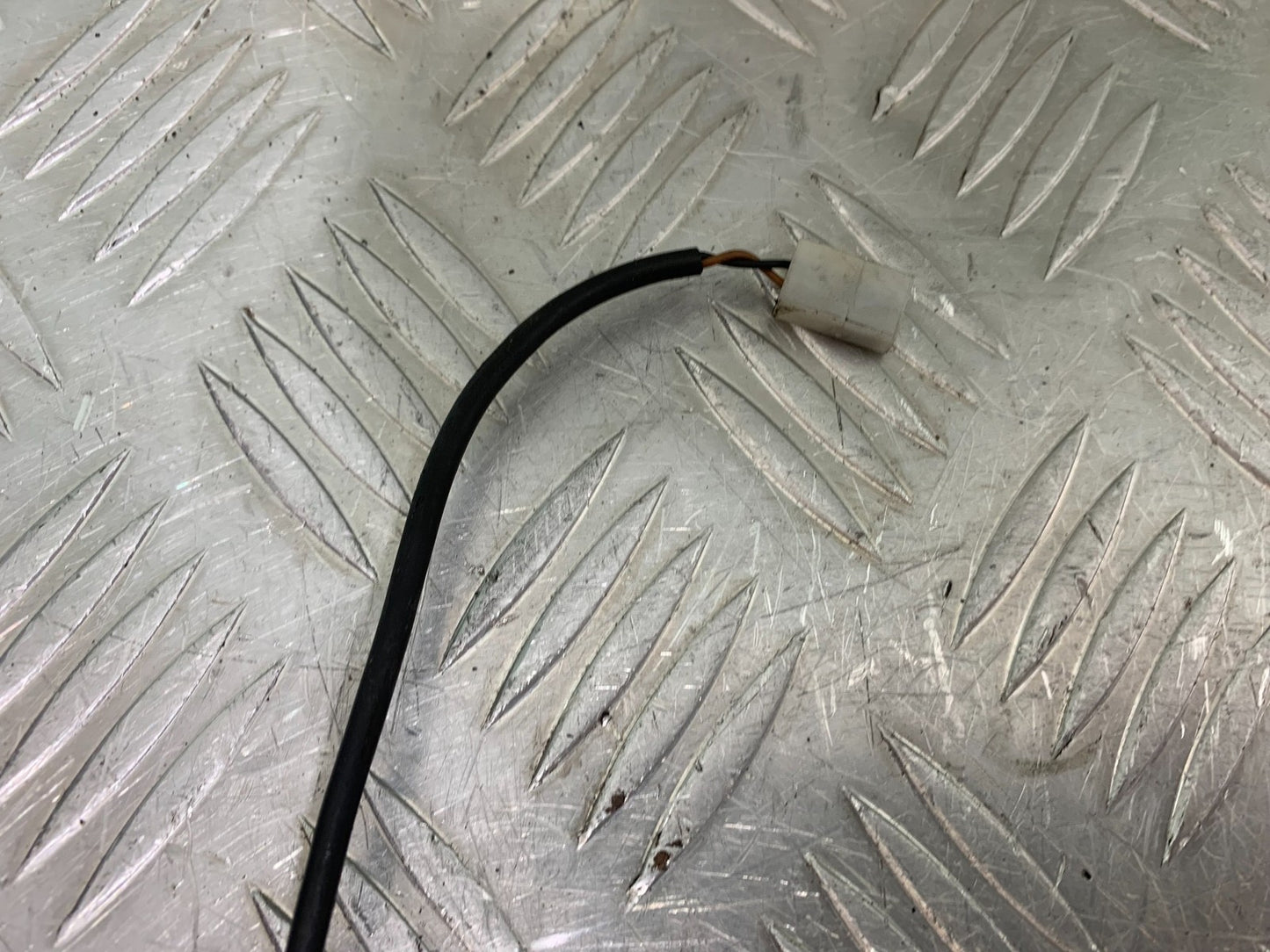TRIUMPH 955i SPRINT ST RIGHT HEATED GRIP   YEAR 1999-04 (CMB1230)