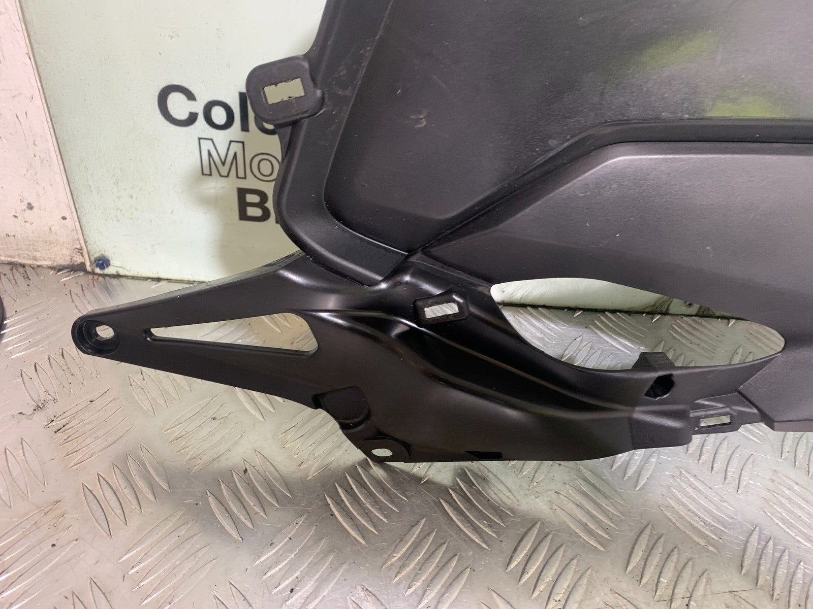 HONDA NC750 NC 750 X DCT LEFT TANK PANEL FAIRING YEAR 2019 (CMB1223)