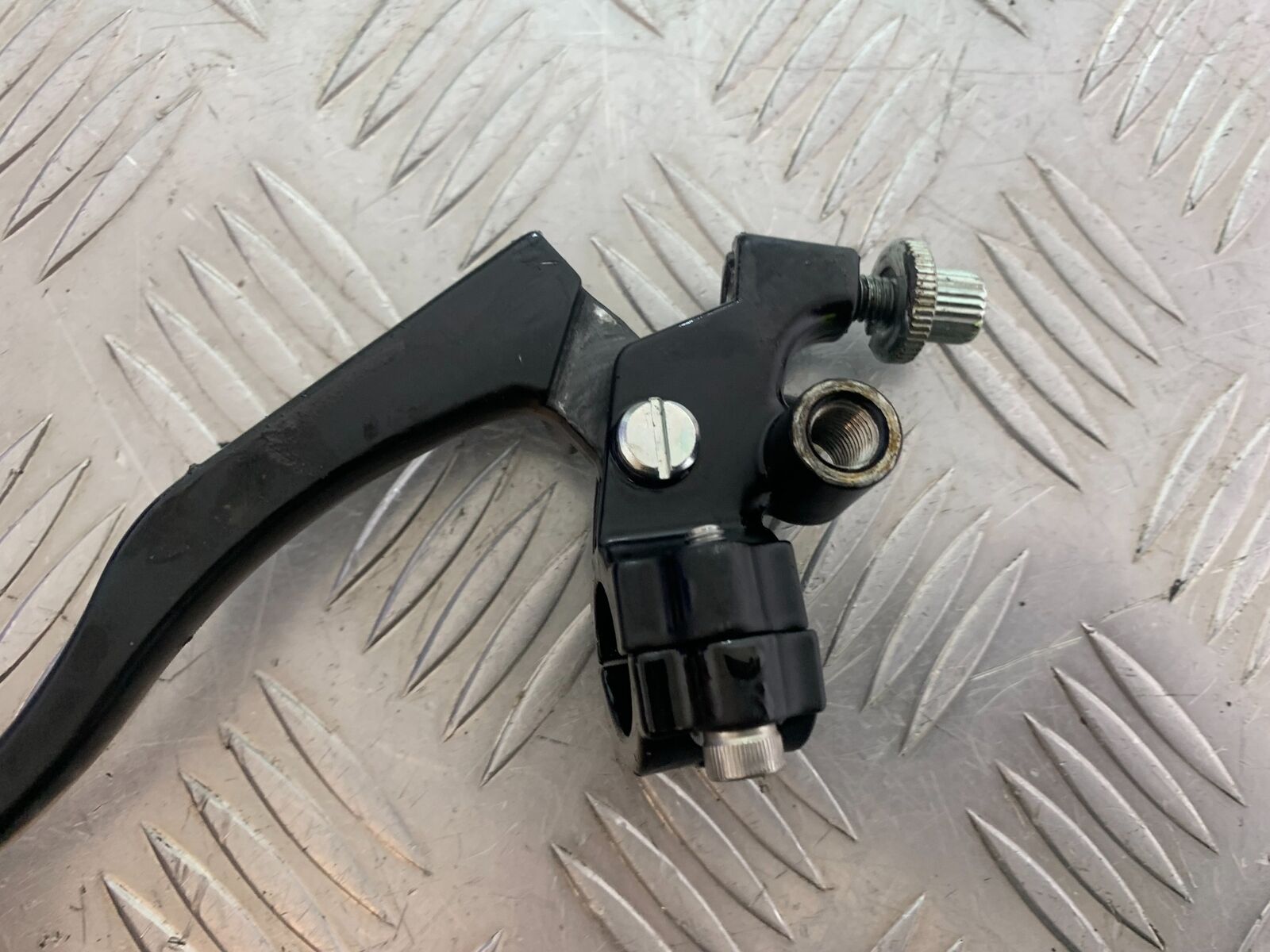 SINNIS TERRAIN 125 CLUTCH LEVER AND BRACKET   YEAR 2024 (CMB1072)