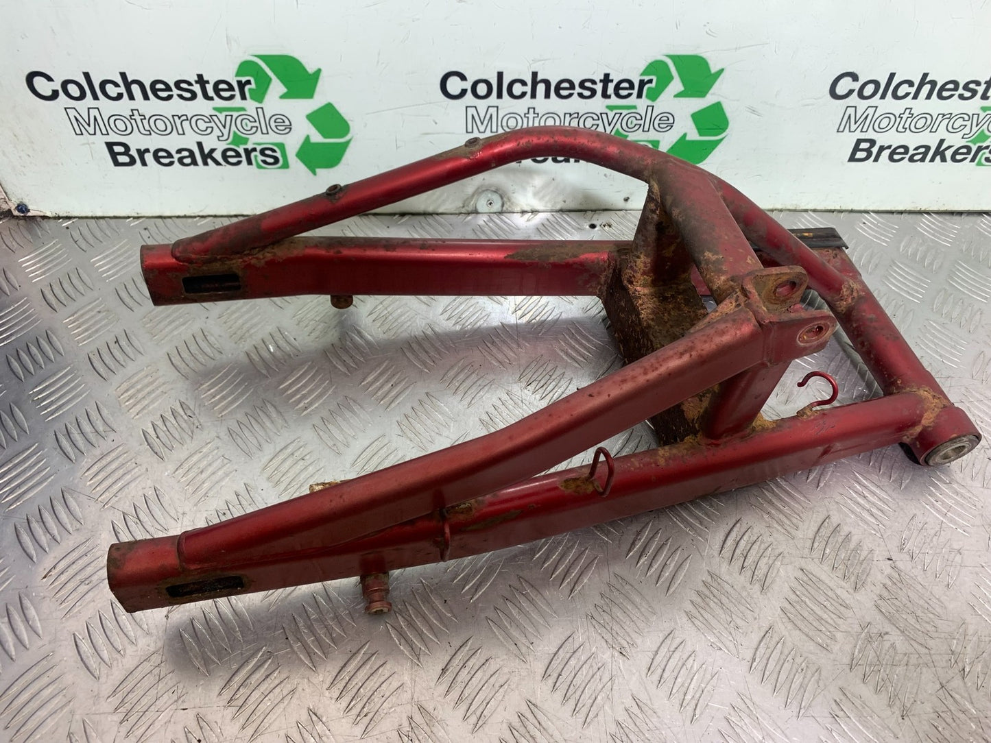 KAWASAKI ER6 F ER6F SWINGARM  YEAR 2005-2008 (CMB1277)