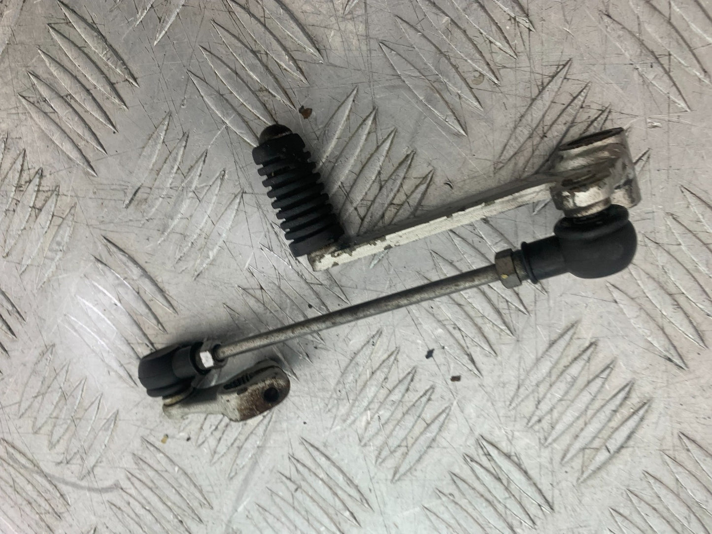 SUZUKI GSX750 INAZUMA GEAR LEVER  YEAR 1998-2003 (CMB1308)