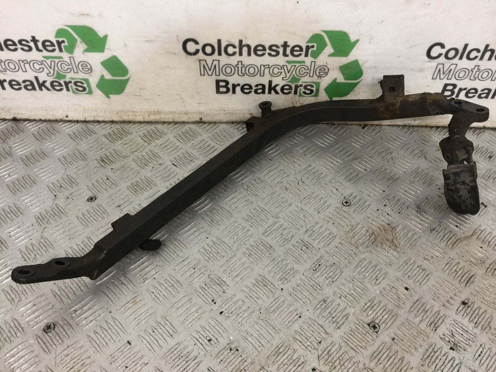 YAMAHA XTZ 750 SUPER TENERE LEFT FRAME RAIL  YEAR 1990-1995 (STOCK 889)
