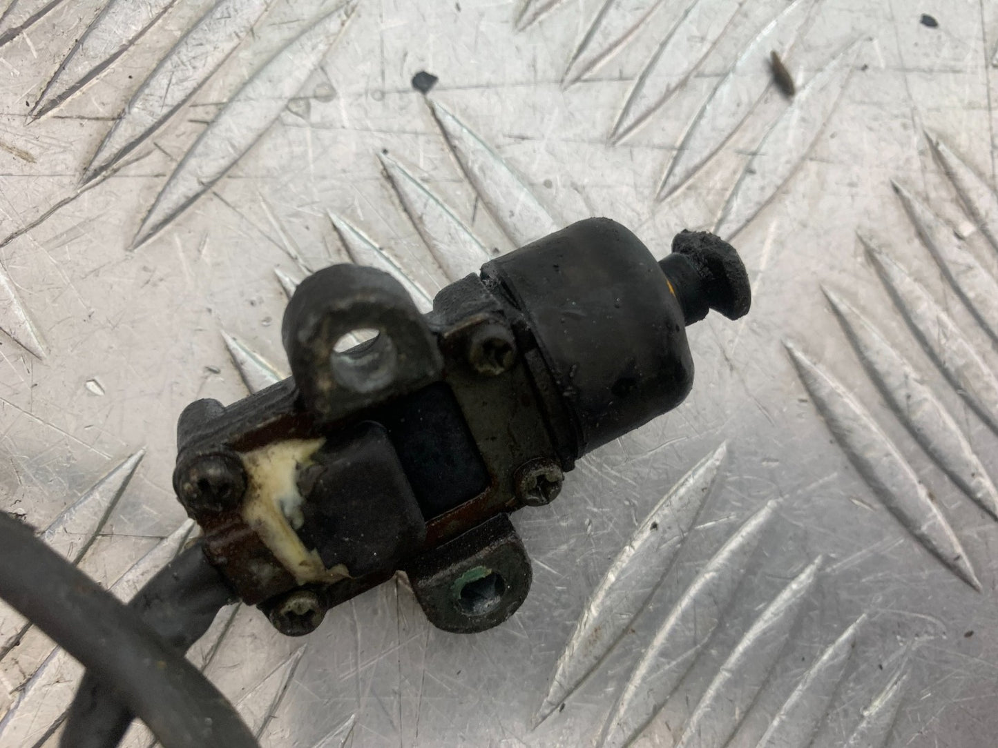 ROYAL ENFIELD HIMALAYAN 411 SIDE STAND SWITCH  YEAR 2018-2023 (CMB1279)