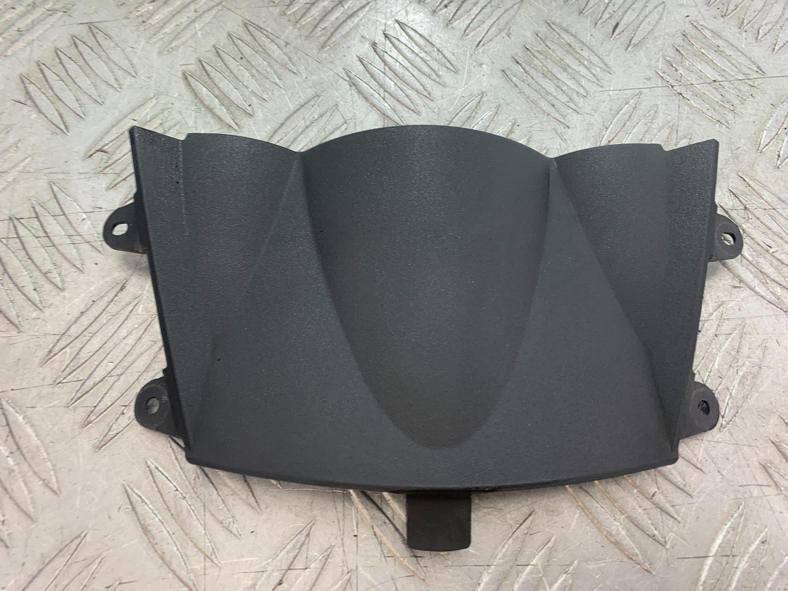 TRIUMPH 1050 SPRINT GT SCREEN INFILL COVER  YEAR 2010-2016 (CMB1250)
