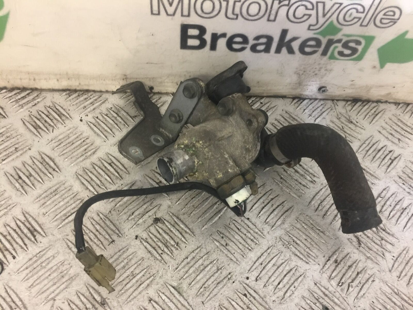 SUZUKI RF600 RF 600 THERMOSTAT YEAR 1996 (STOCK 679)