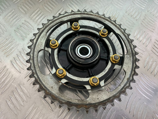 YAMAHA MT09 MT-09 SPROCKET CARRIER  YEAR 2013-2016  (STOCK 997)