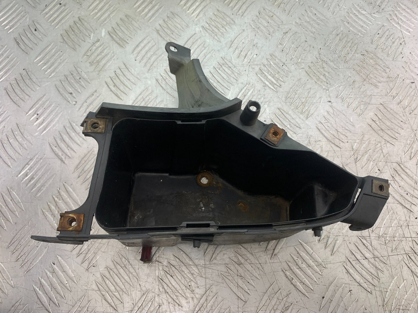 HONDA NT650 V DEAUVILLE RIGHT POCKET AND LID  YEAR 1999 (CMB1268)