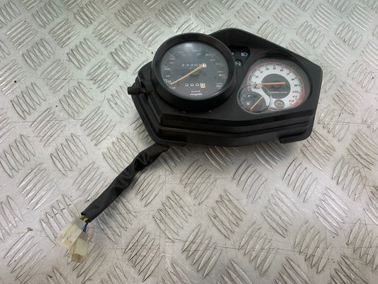 HONDA CBF125 CBF 125 CLOCKS SPEEDO DASH  YEAR 2009-14 (CMB1182)