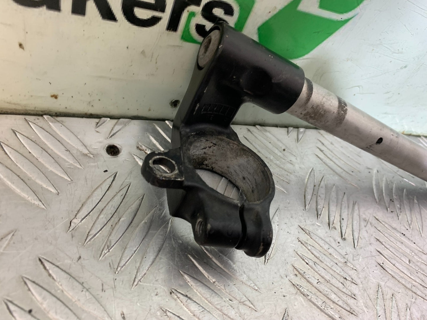 KAWASAKI ZX6R ZX6 J RIGHT HANDLEBAR  YEAR 2000 (CMB1312)