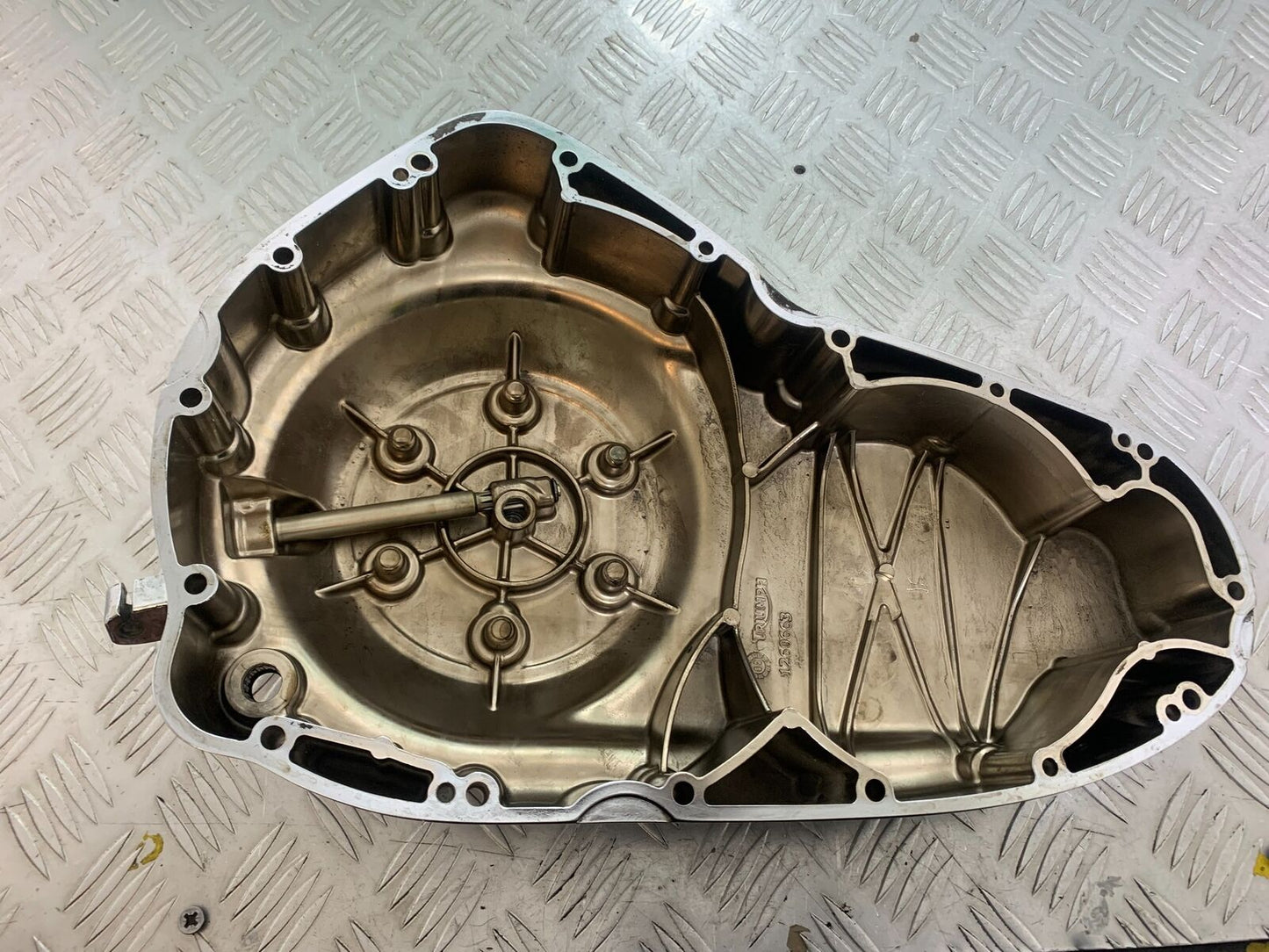 TRIUMPH THUNDERBIRD 1600 CLUTCH COVER   YEAR 2011 (CMB1107)