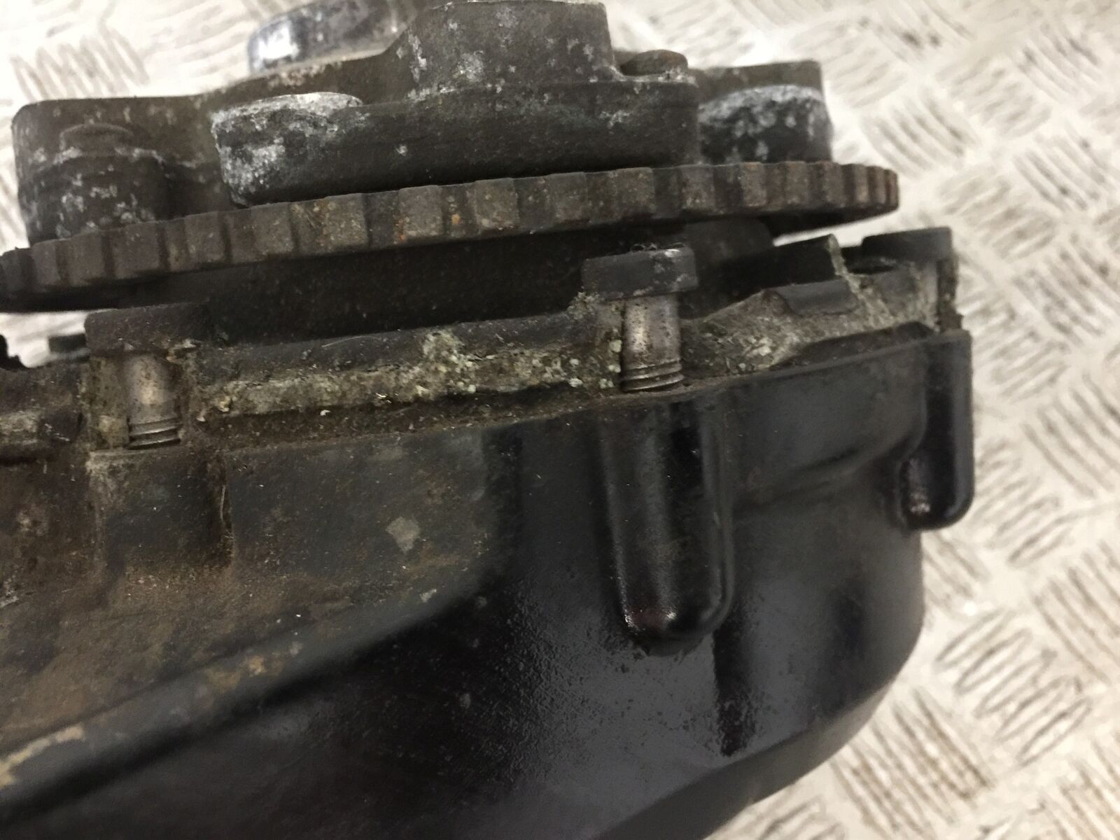 TRIUMPH TROPHY 1215 SE REAR DIFF  2012-2017 (STOCK 740)