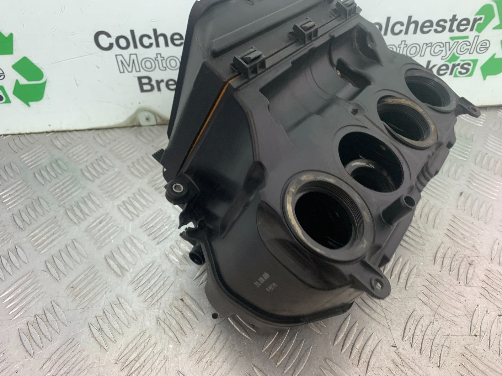BMW S1000 RR AIRBOX YEAR 2015-2018 (CMB1246)
