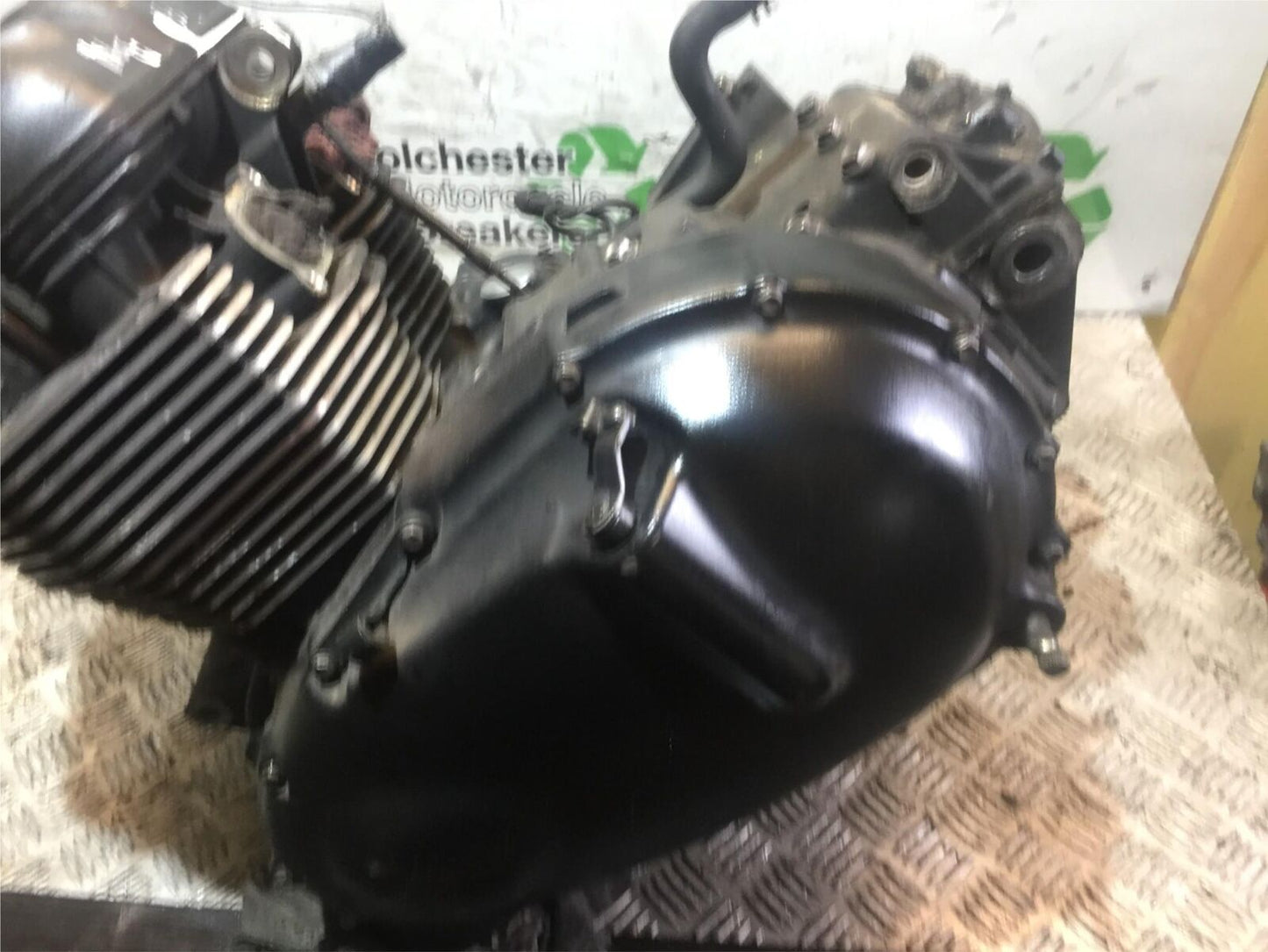 TRIUMPH BONNEVILLE 865 ENGINE YEAR 2008-2015 (STOCK 904)