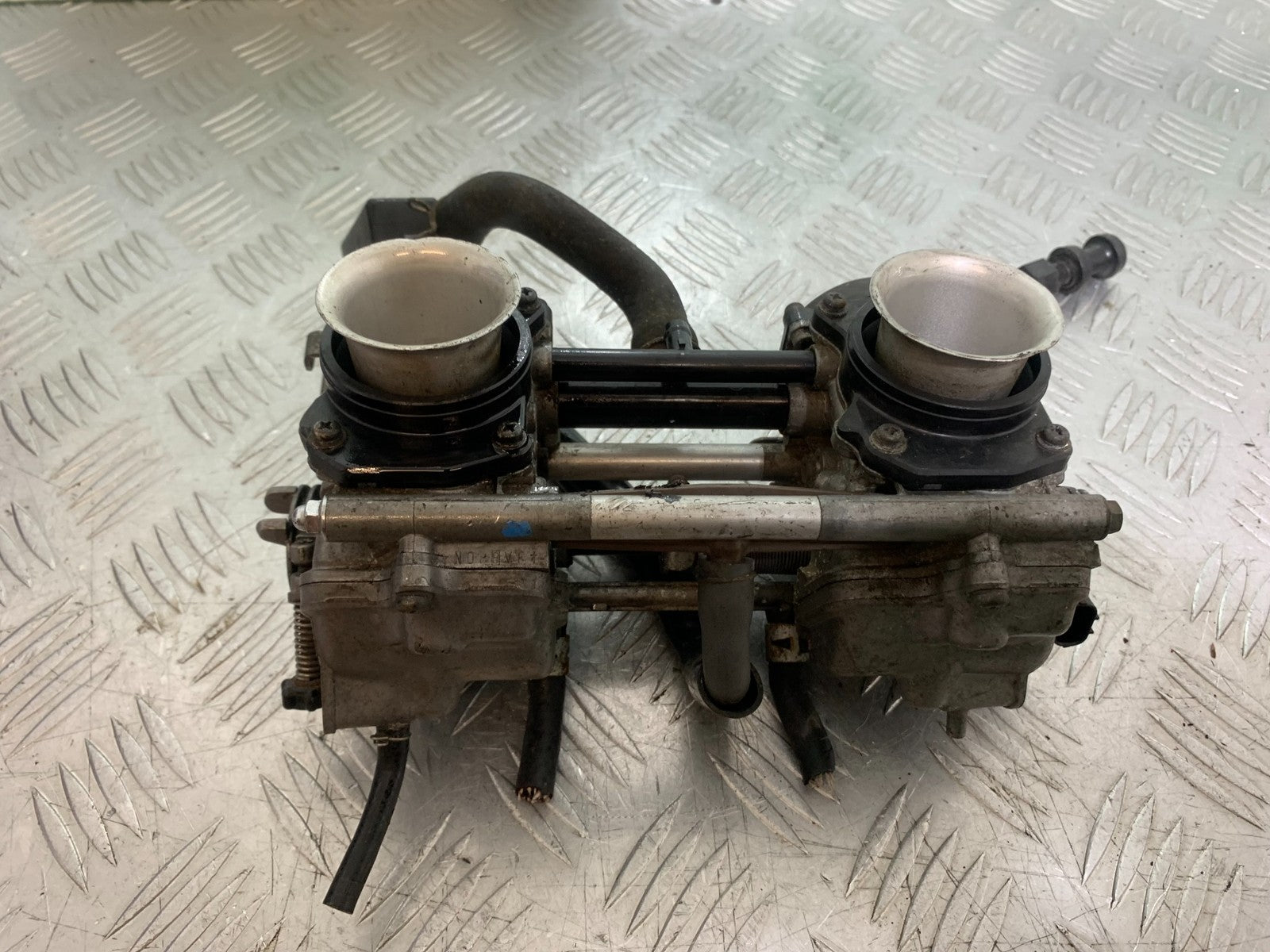 HONDA CBF500 CBF 500 CARBS   YEAR 2004-2008  (CMB1294)