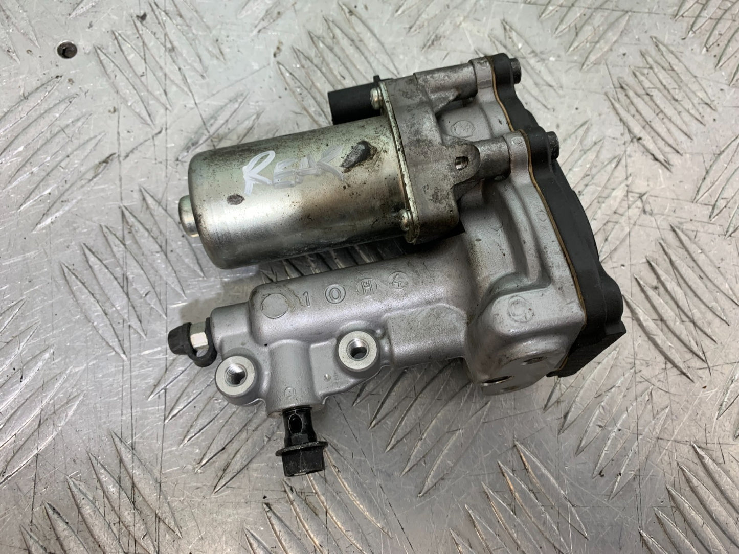 HONDA CBR1000 RR REAR ABS PUMP YEAR  2008-2011  (CMB1330)