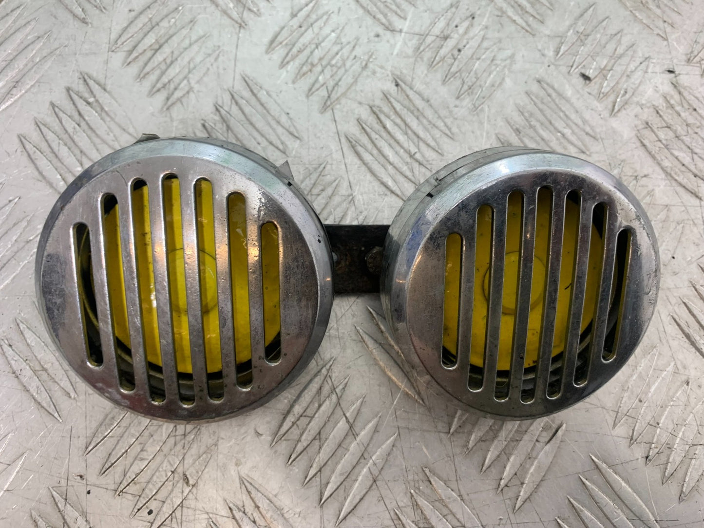 HONDA NTV 600 REVERE HORNS   YEAR 1988-1996  (CMB1281)