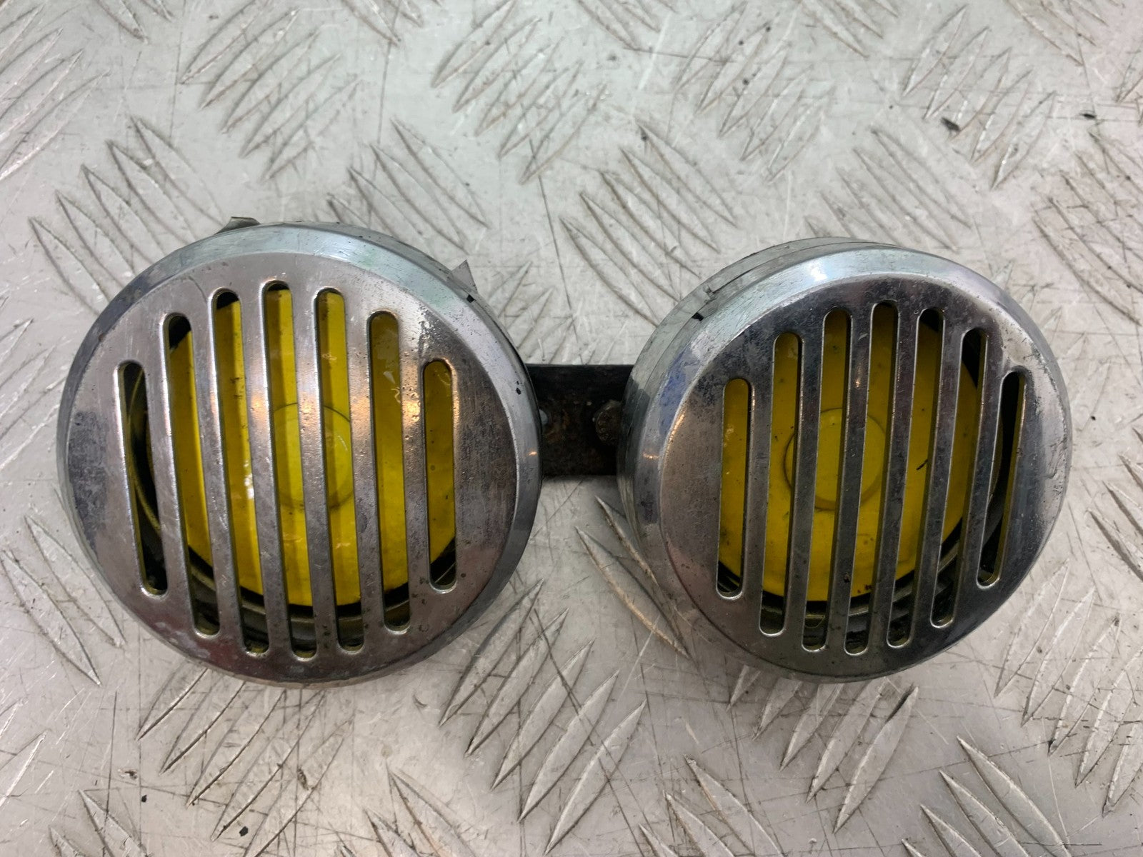 HONDA NTV 600 REVERE HORNS   YEAR 1988-1996  (CMB1281)