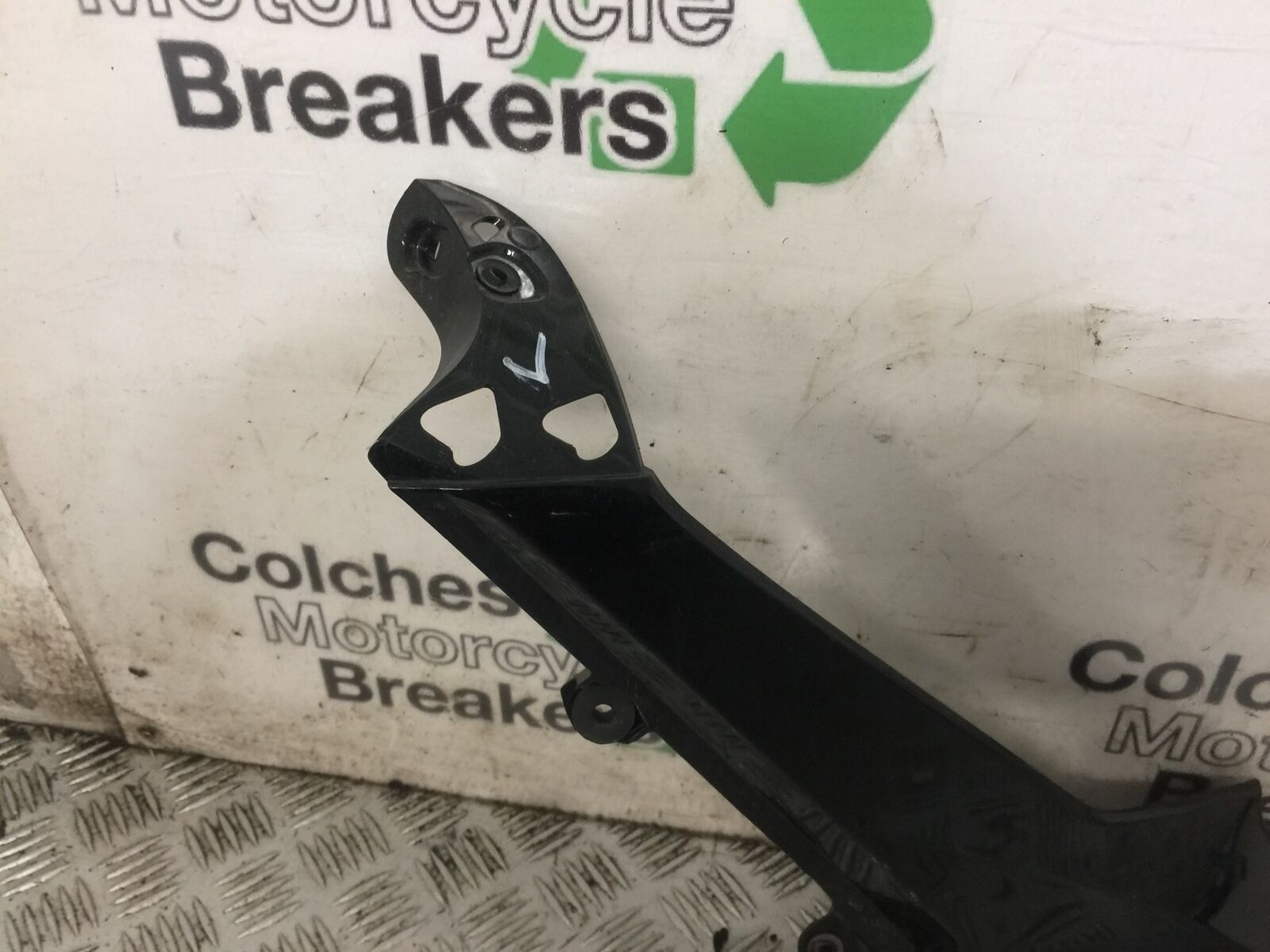 KAWASAKI NINJA 650 LEFT LOWER TANK PANEL YEAR 2021 (STOCK 805)