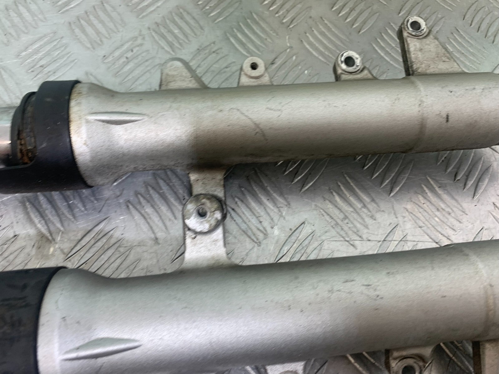 SUZUKI GSR600 GSR 600 FORKS  2006-2010 (CMB1177)