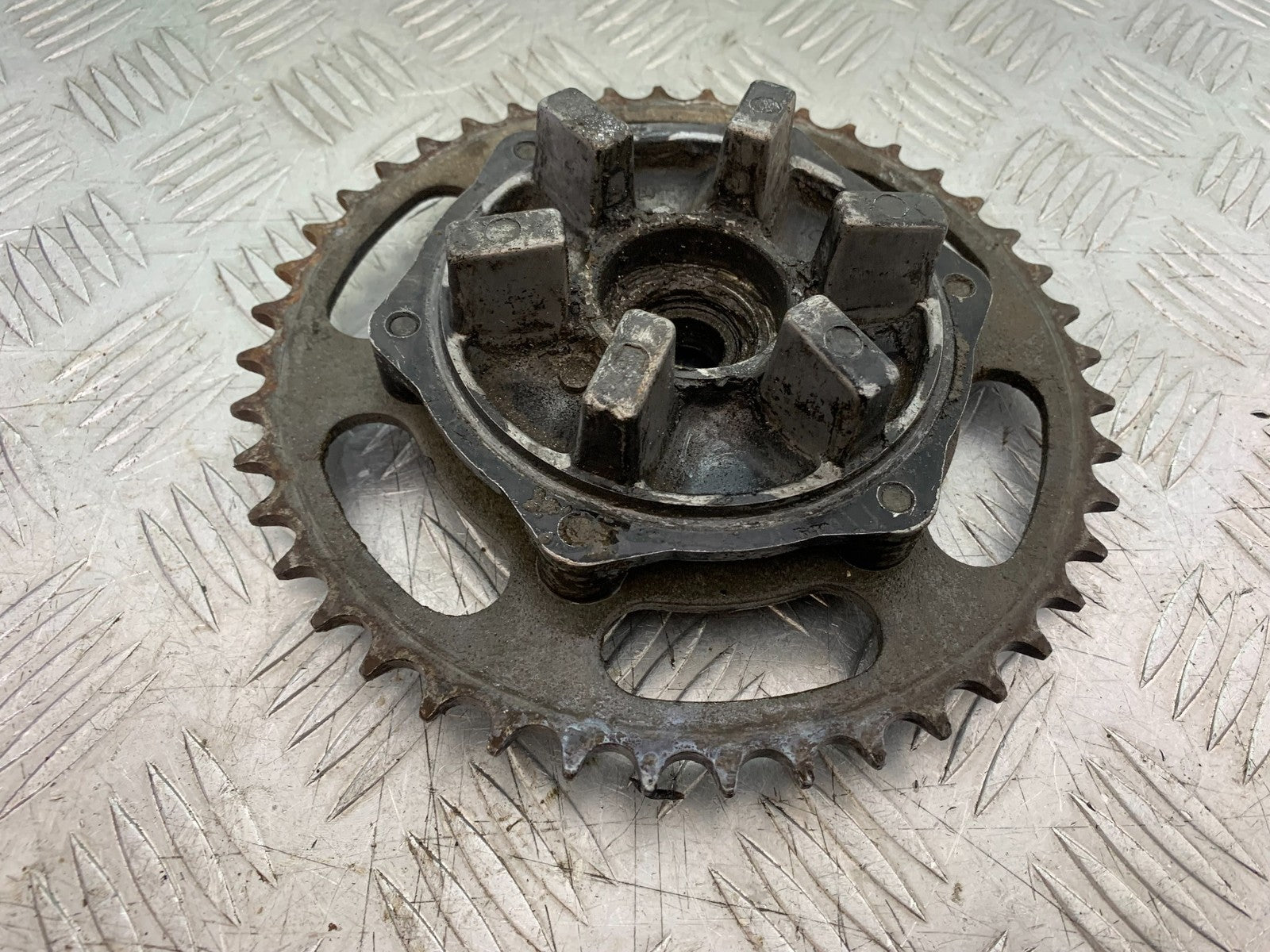KAWASAKI KLR250 KLR 250 SPROCKET CARRIER   YEAR 1984-2001 (CMB1225)