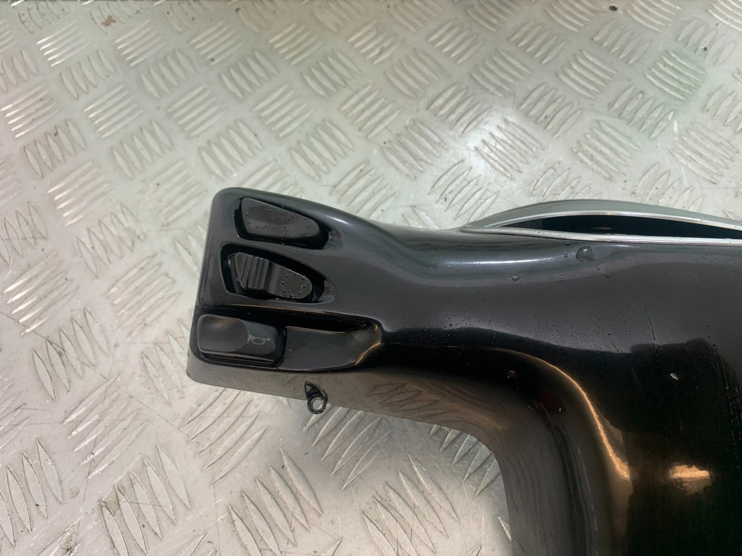 PIAGGIO VESPA GTS 125  SWITCHES AND PANEL YEAR 2009-14  (CMB1261)