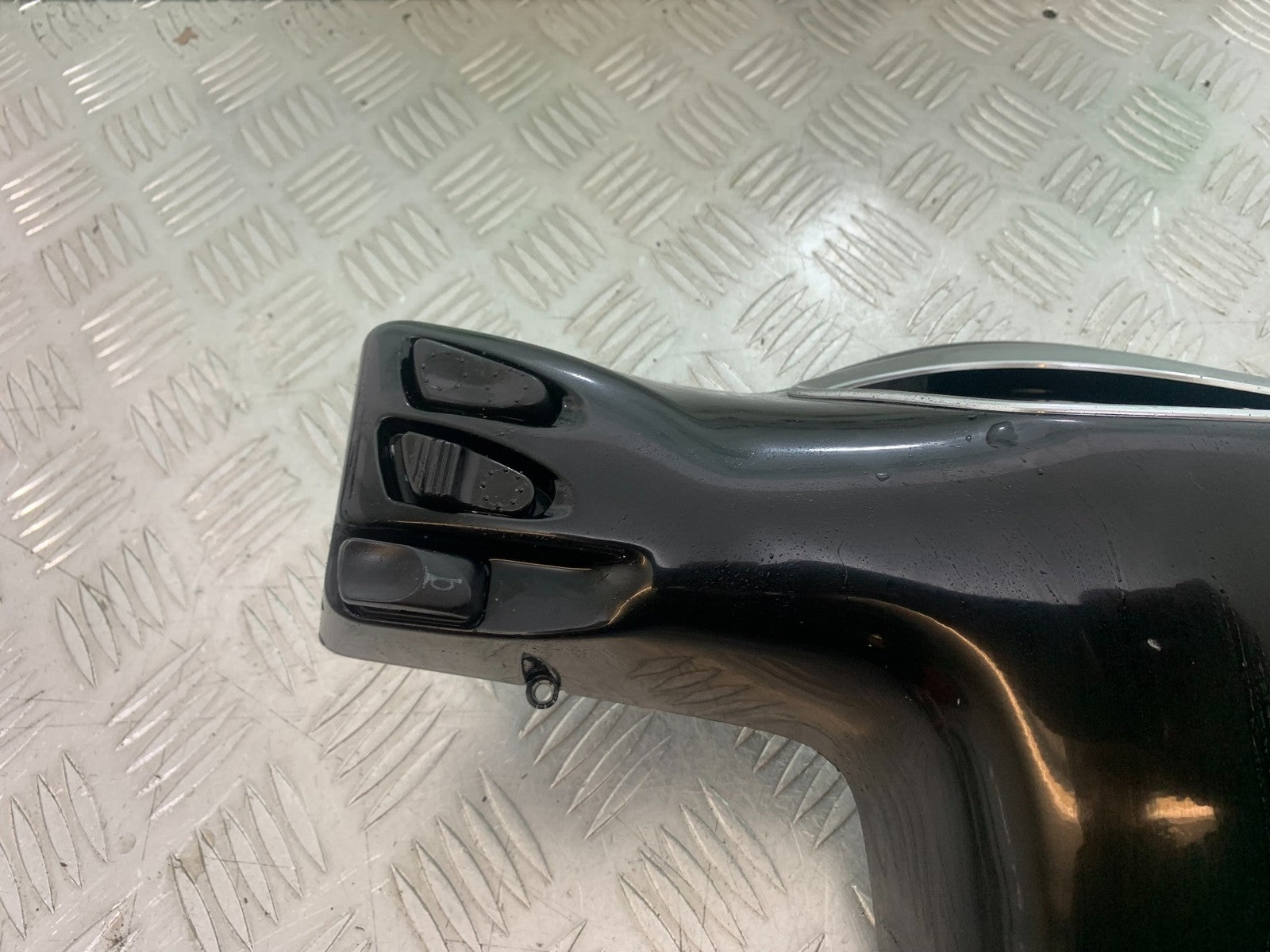 PIAGGIO VESPA GTS 125  SWITCHES AND PANEL YEAR 2009-14  (CMB1261)