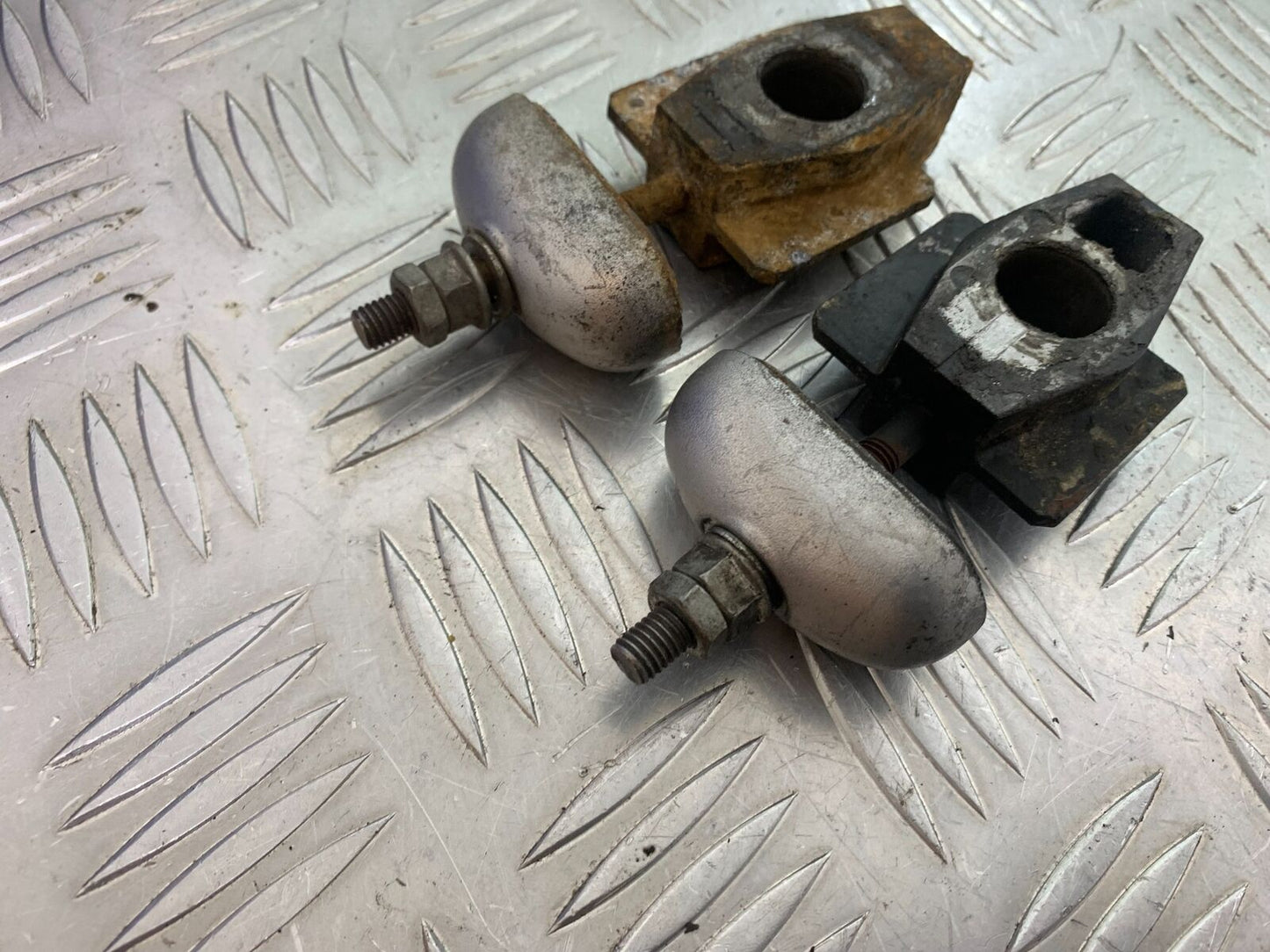 KAWASAKI ER6 N CHAIN ADJUSTERS  YEAR 2005-2008 (CMB1034)