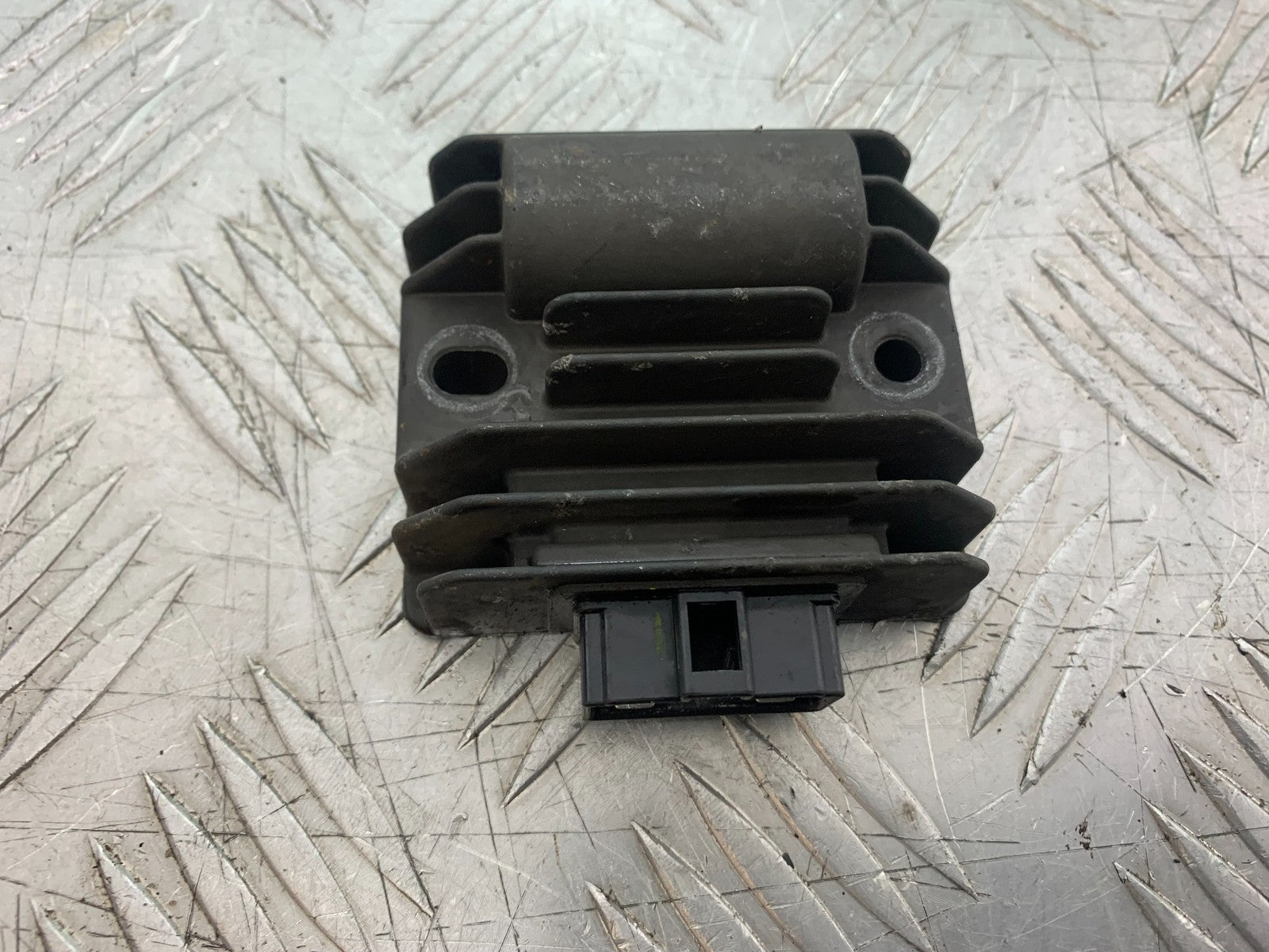 YAMAHA YZF-R125 YZF 125 REGULATOR  YEAR 2019-2022 (CMB1263)