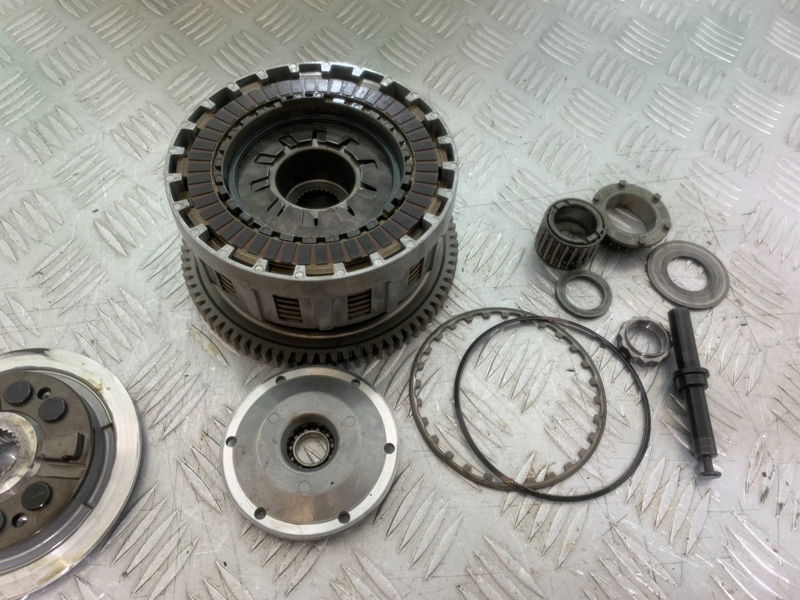 HONDA CBR1000 rr FIREBLADE CLUTCH  2008-2011 (CMB1253)