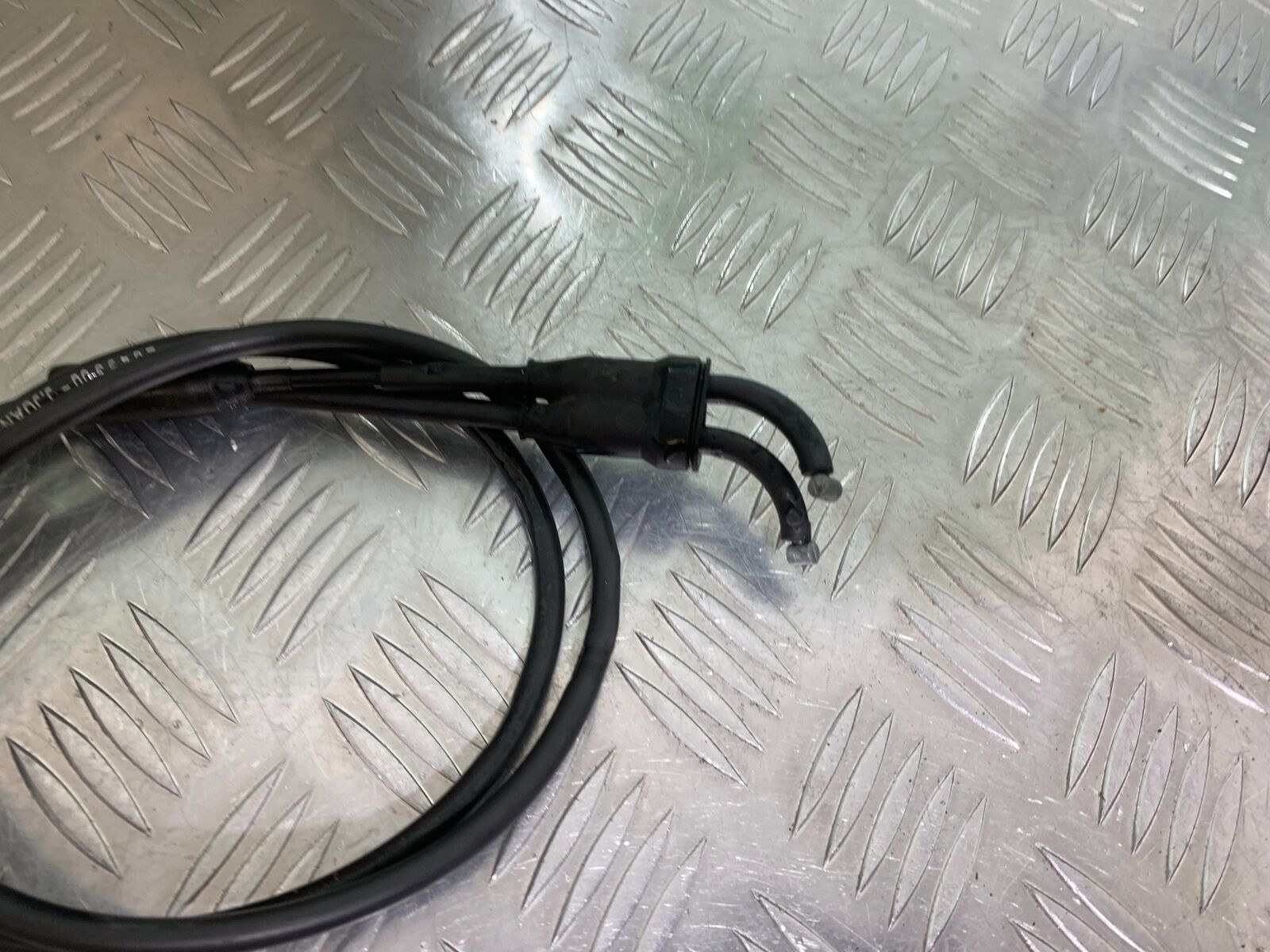 TRIUMPH 675 STREET TRIPLE THROTTLE CABLES  YEAR 2008 (STOCK 984)