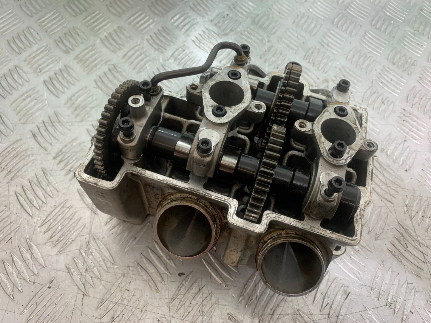APRILIA TUONO 1000 V4 FRONT CYLINDER HEAD & CAMS YEAR 2013-2014  (CMB1239)