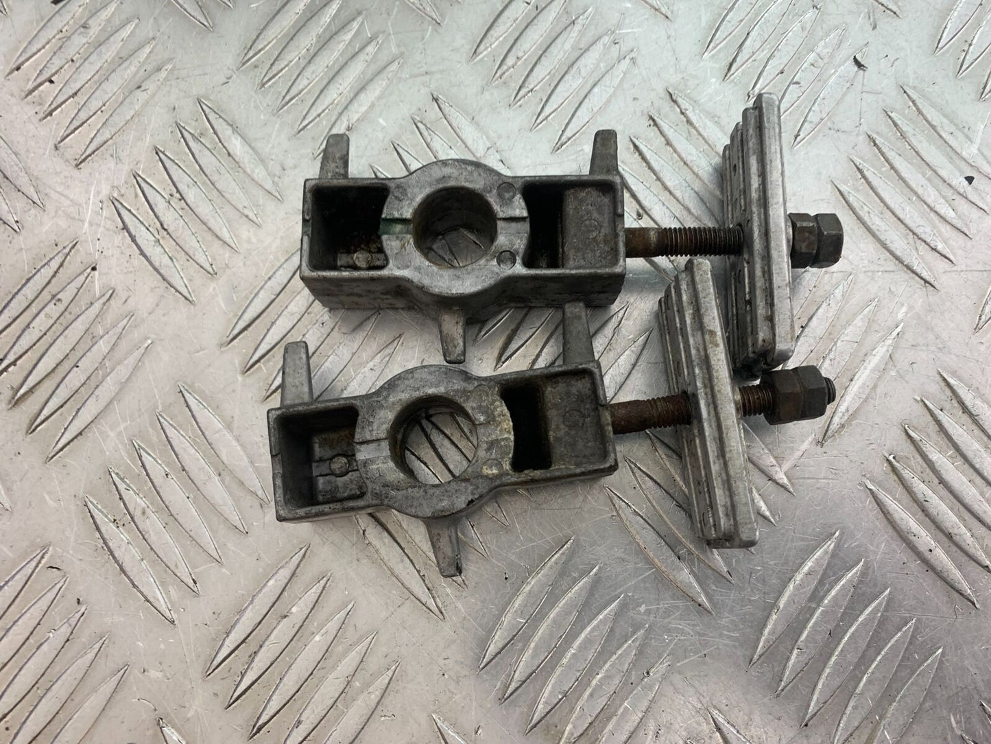 HONDA CBR600 CBR 600 F2 REAR CHAIN ADJUSTERS   YEAR 1991-1993 (CMB1114)
