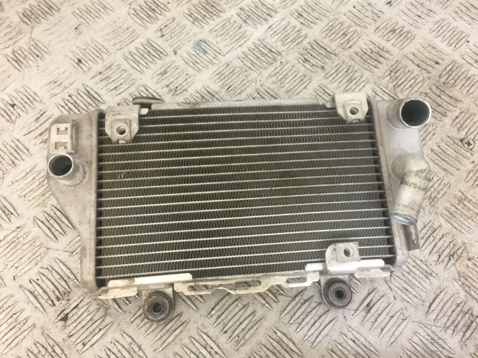 HONDA CRF1000 AFRICA TWIN LEFT RADIATOR   YEAR 2016-2019 (STOCK 695)