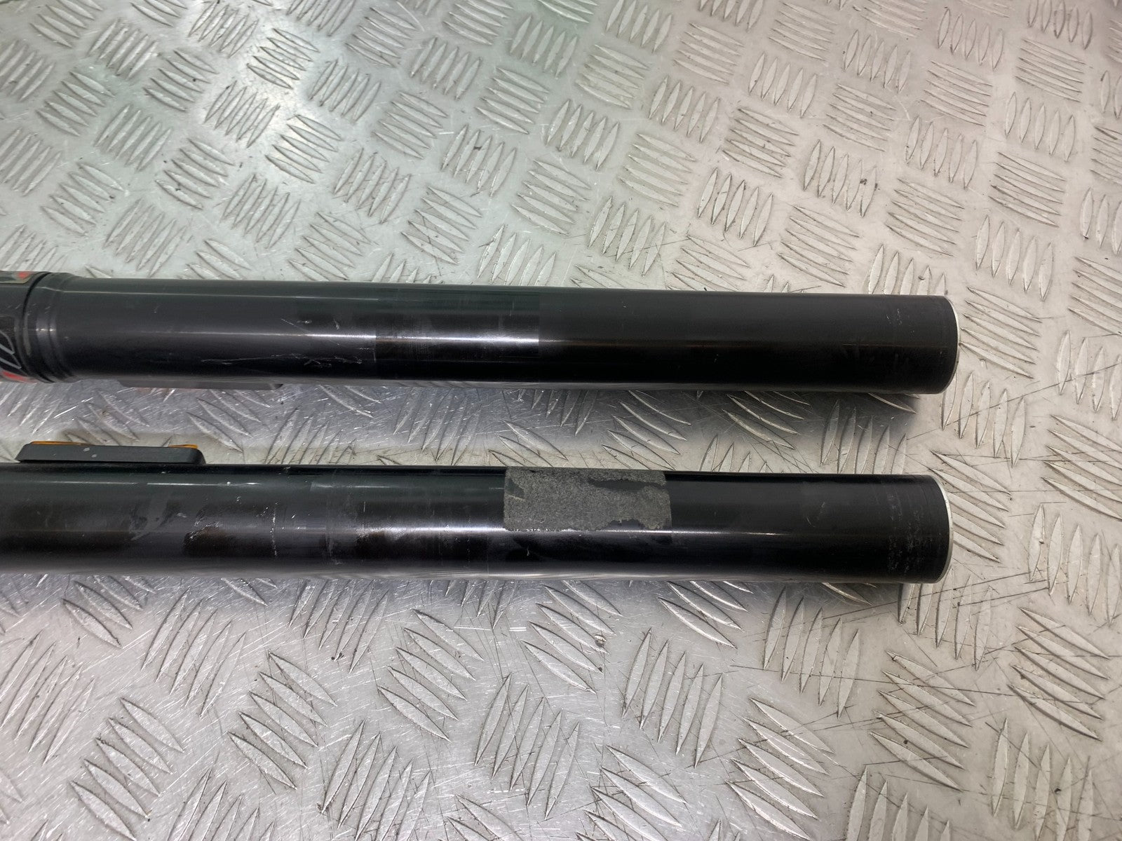 KTM DUKE 390 FORKS  YEAR 2017- 2023 (CMB1314)