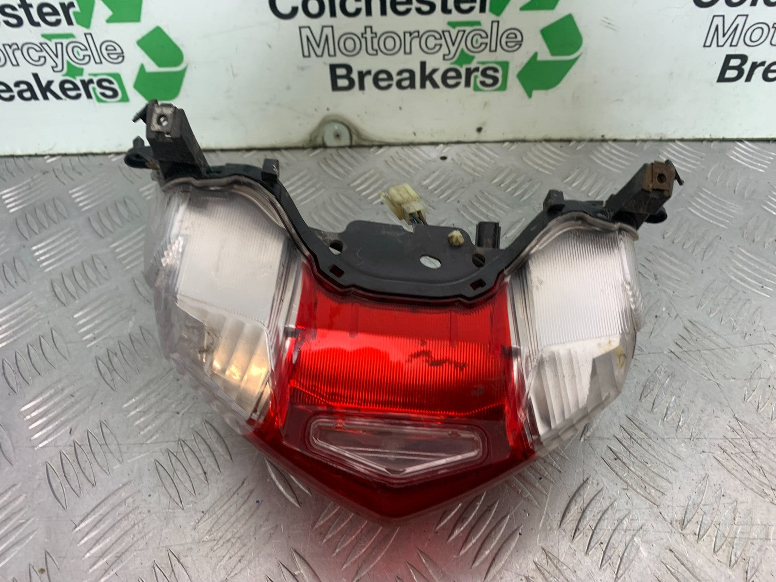 YAMAHA XMAX 125 XMAX-125 REAR LIGHT  YEAR 2015-2020  (CMB1266)