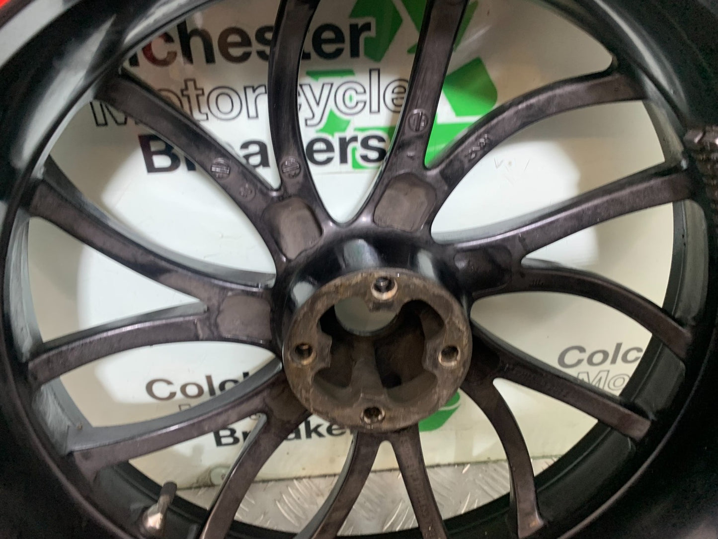 TRIUMPH SPEED TRIPLE R 1050 REAR WHEEL   2009 (CMB1183)
