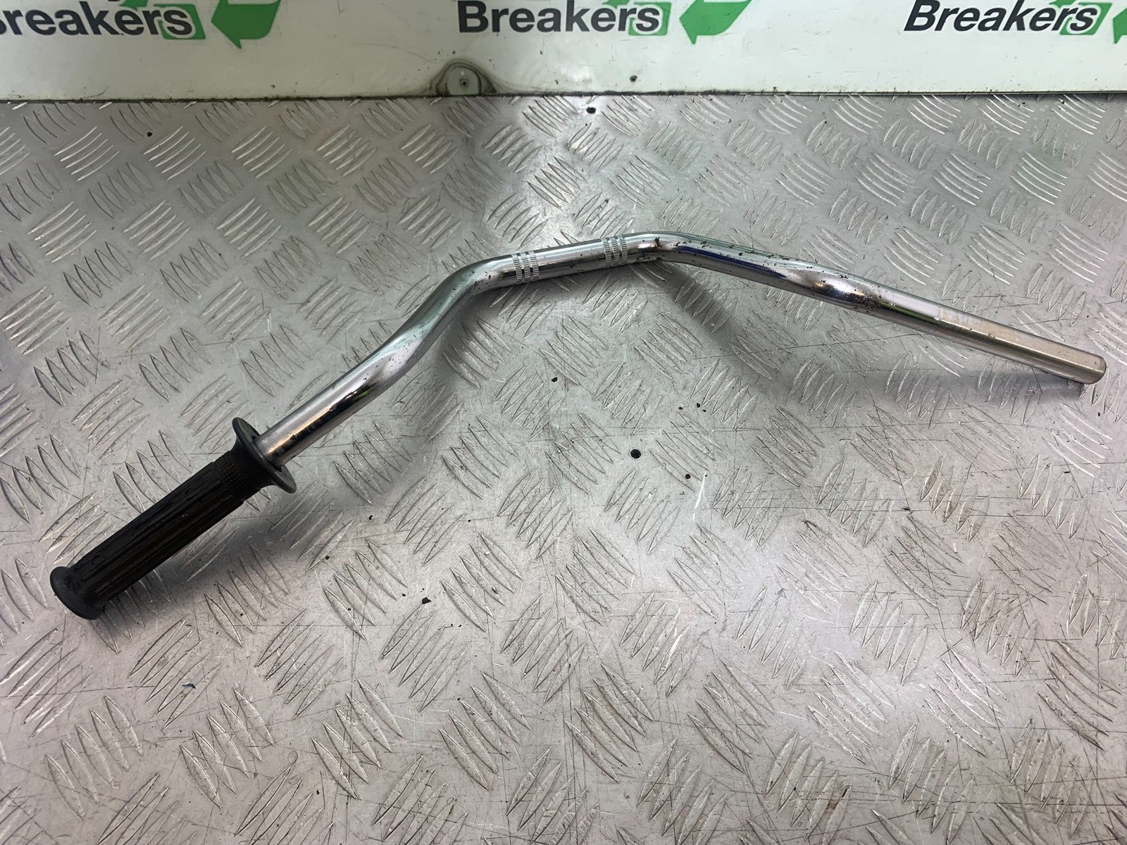 SUZUKI GP100 GP 100 HANDLEBARS   YEAR 1978-1988 (CMB1259)