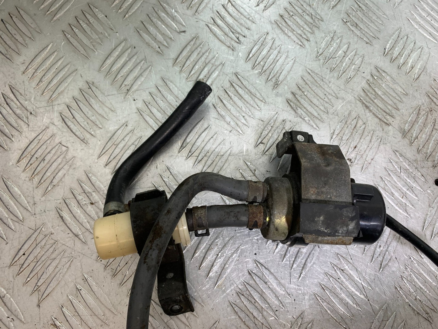 KAWASAKI ZX6R ZX6 J PETROL PUMP YEAR 2000 (CMB1312)