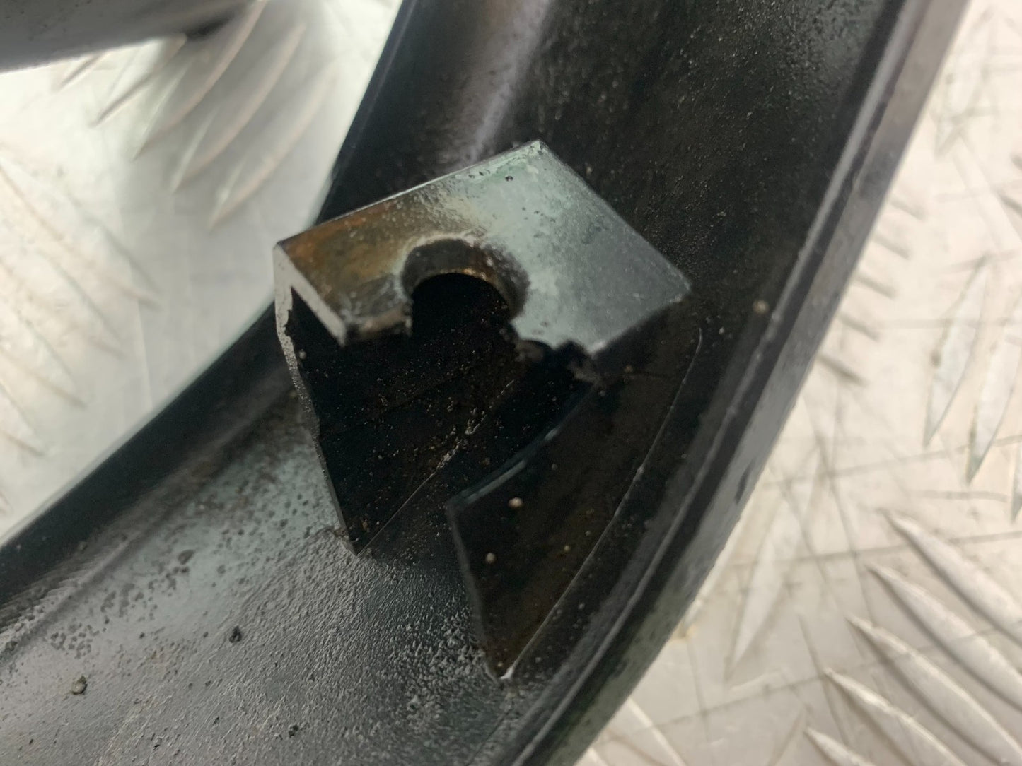 PIAGGIO VESPA GTS 125 LEFT & RIGHT LOWER INFILLS YEAR 2009-14  (CMB1261)