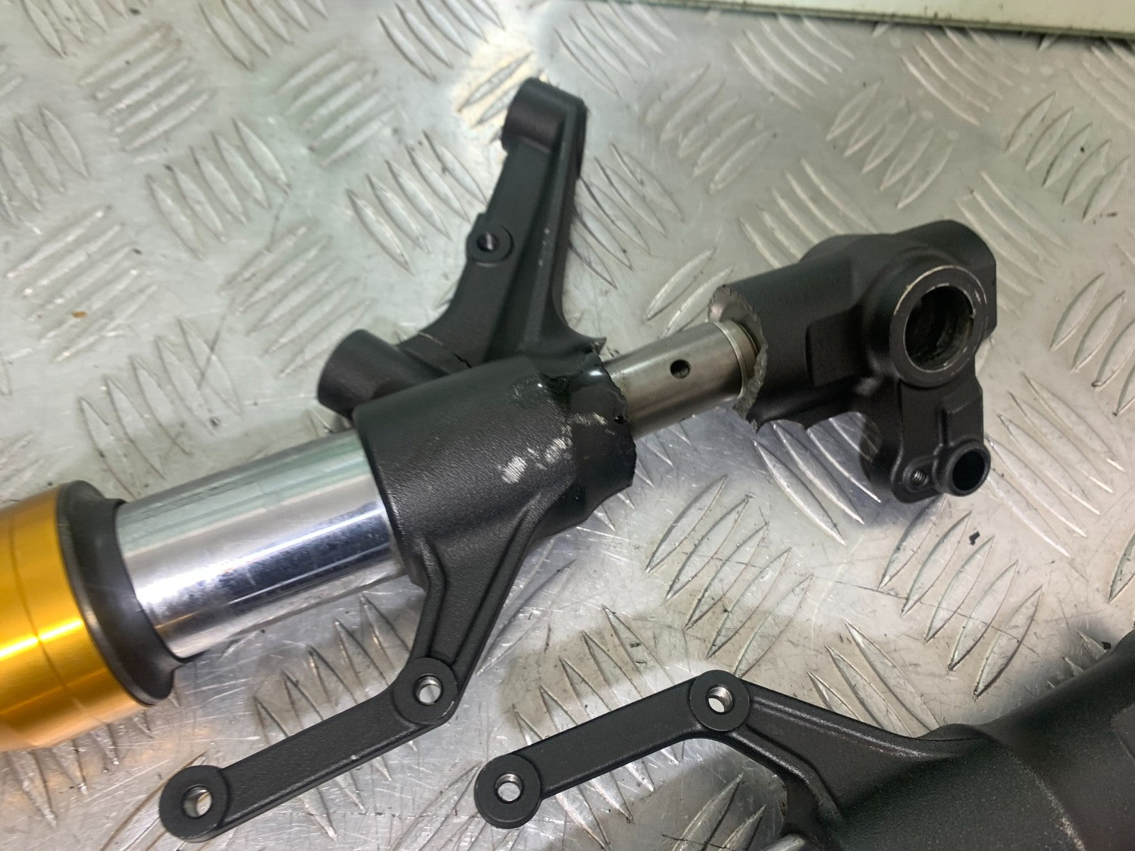 YAMAHA XSR900 XSR 900 FORKS (DAMAGED SOLD AS PARTS) YEAR 2022-2024 (CMB1215)
