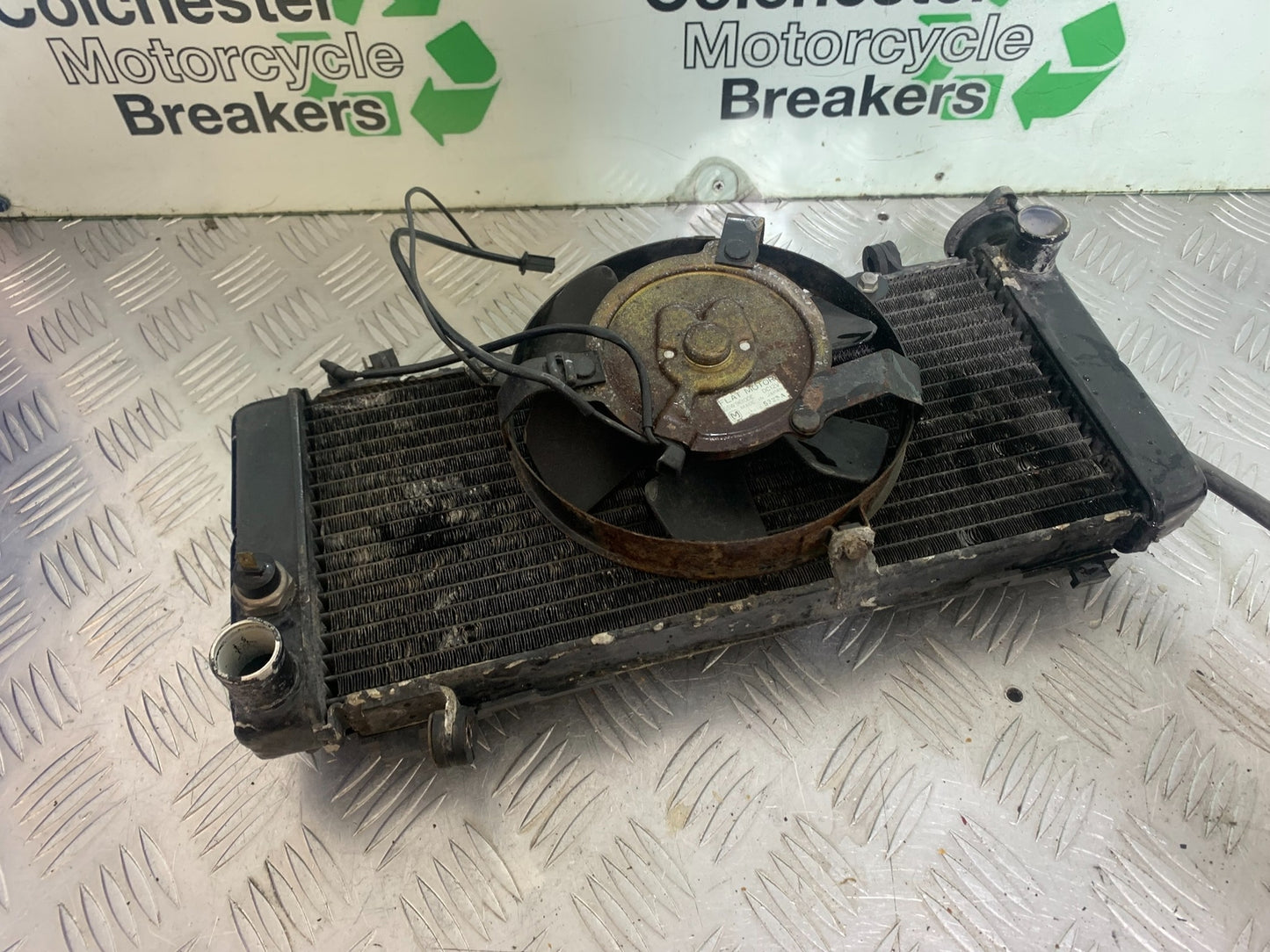 HONDA VFR750 VFR 750 RADIATOR AND FAN  YEAR 1994-1997 (CMB1156)