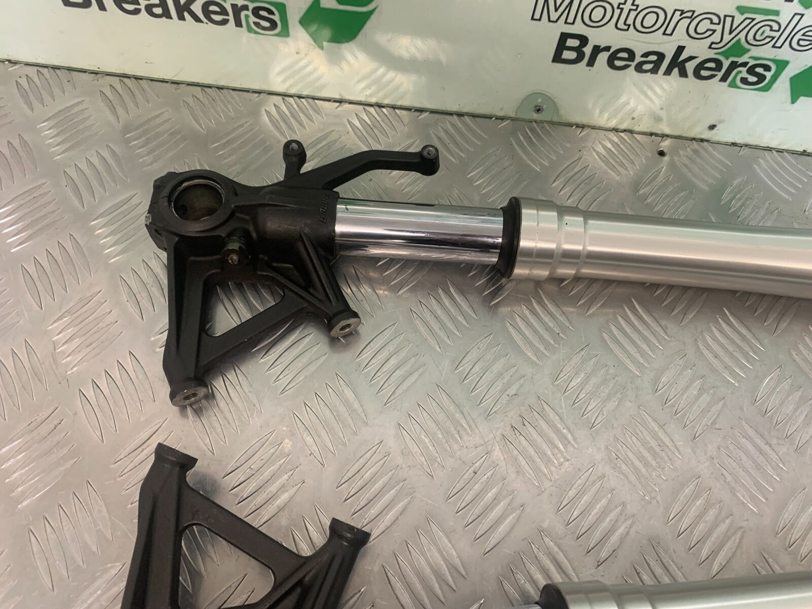 KAWASAKI ZX6R ZX6 R FORKS (SOLD AS PARTS)  YEAR 2007 2008 (STOCK 973)