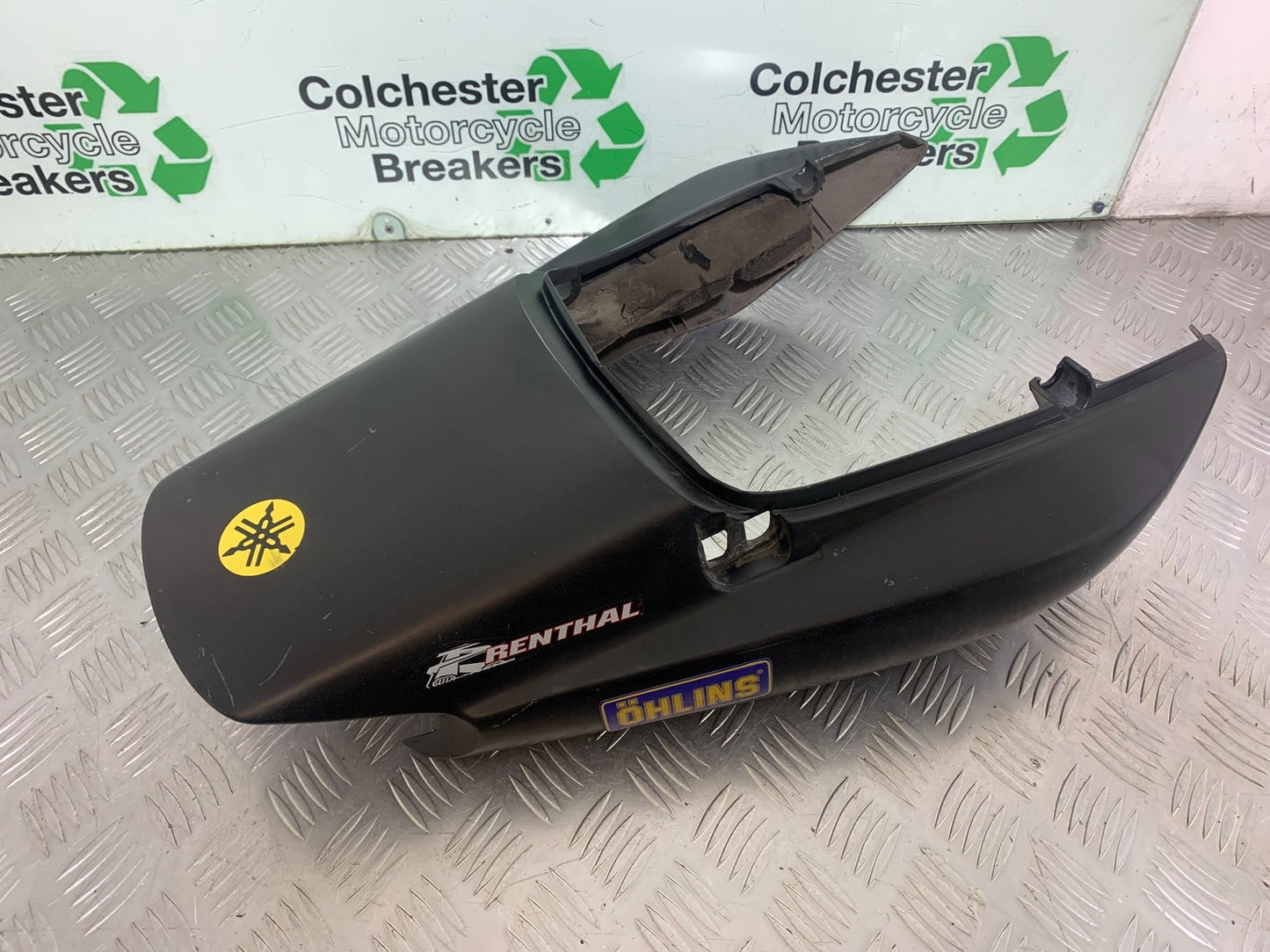 YAMAHA XJR1300 XJR 1300 TAIL PIECE YEAR 1999-2003 (CMB1119)
